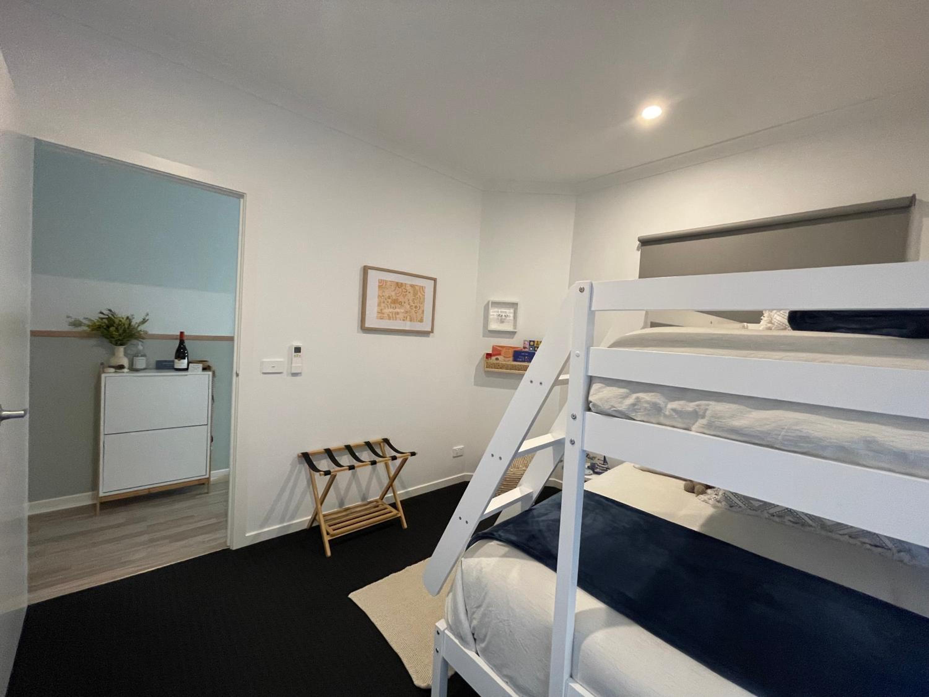 Three-Bedroom House photo 2