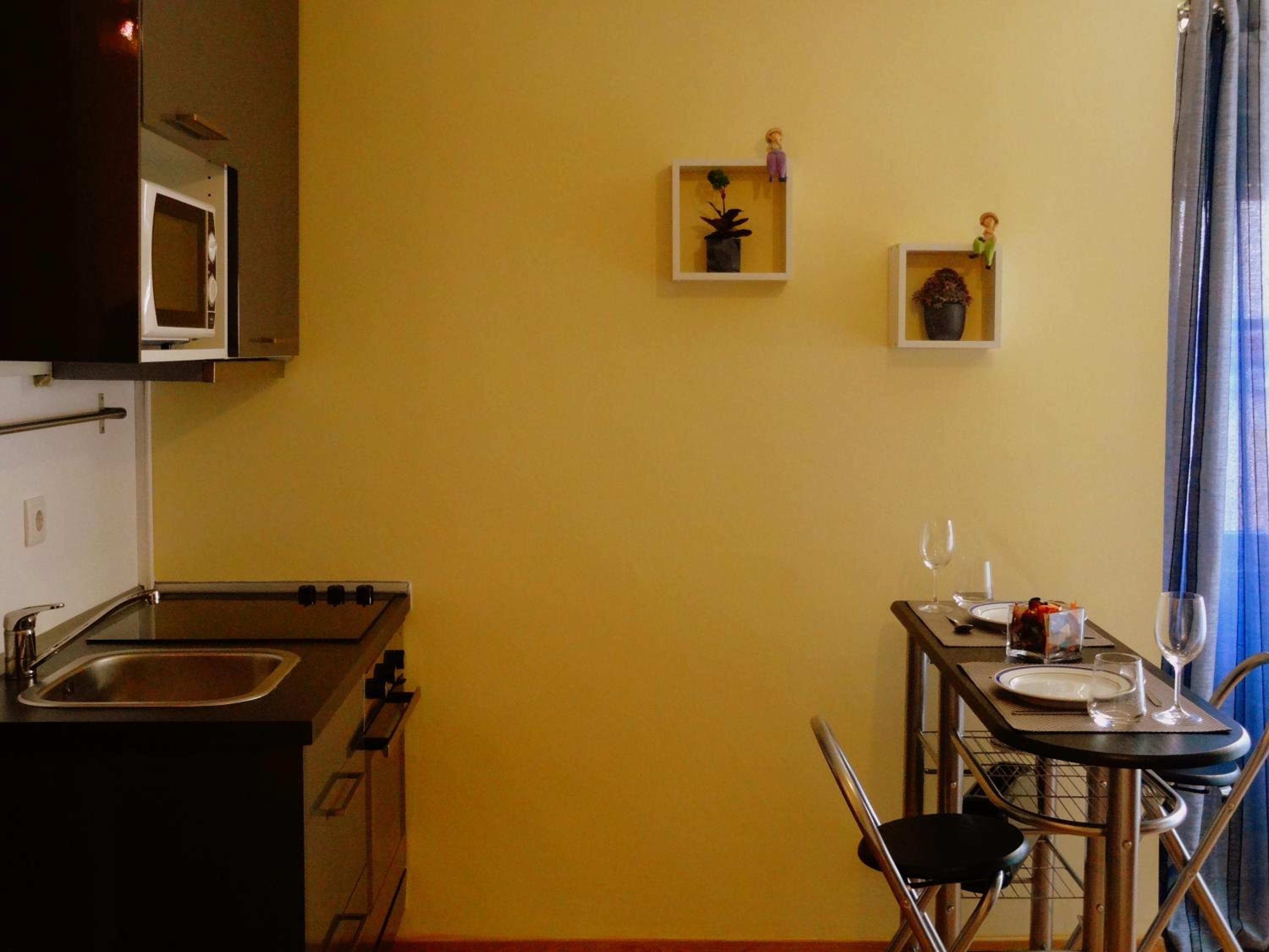Standard Studio - Photo 7