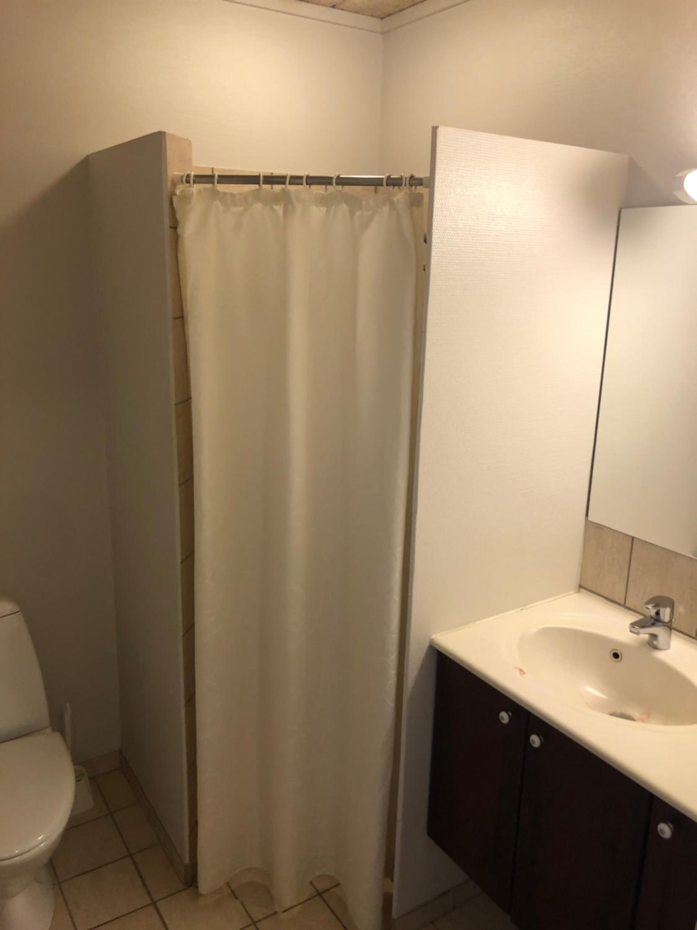 Double or Twin Room - Photo 14