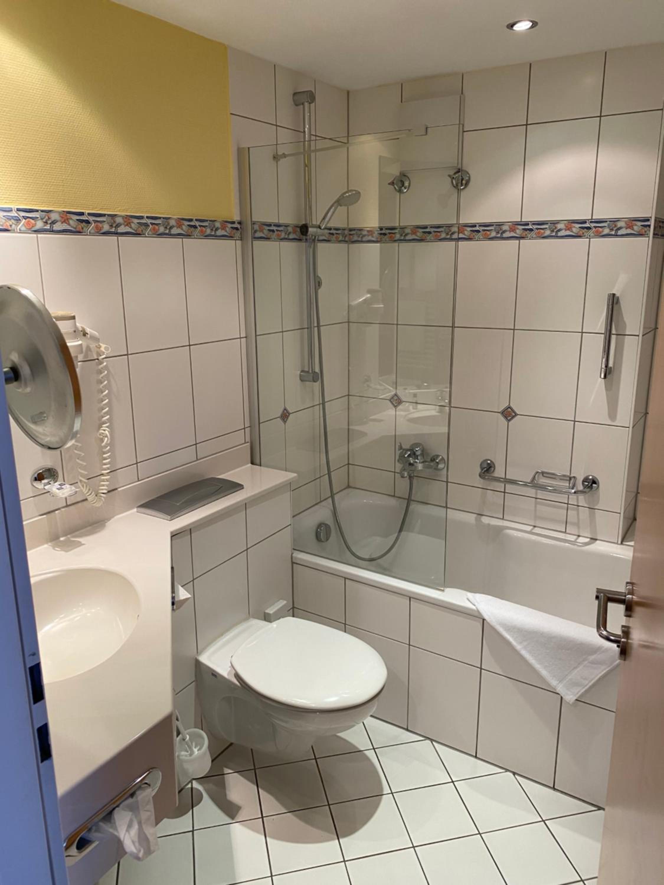 Large Double Room photo 3