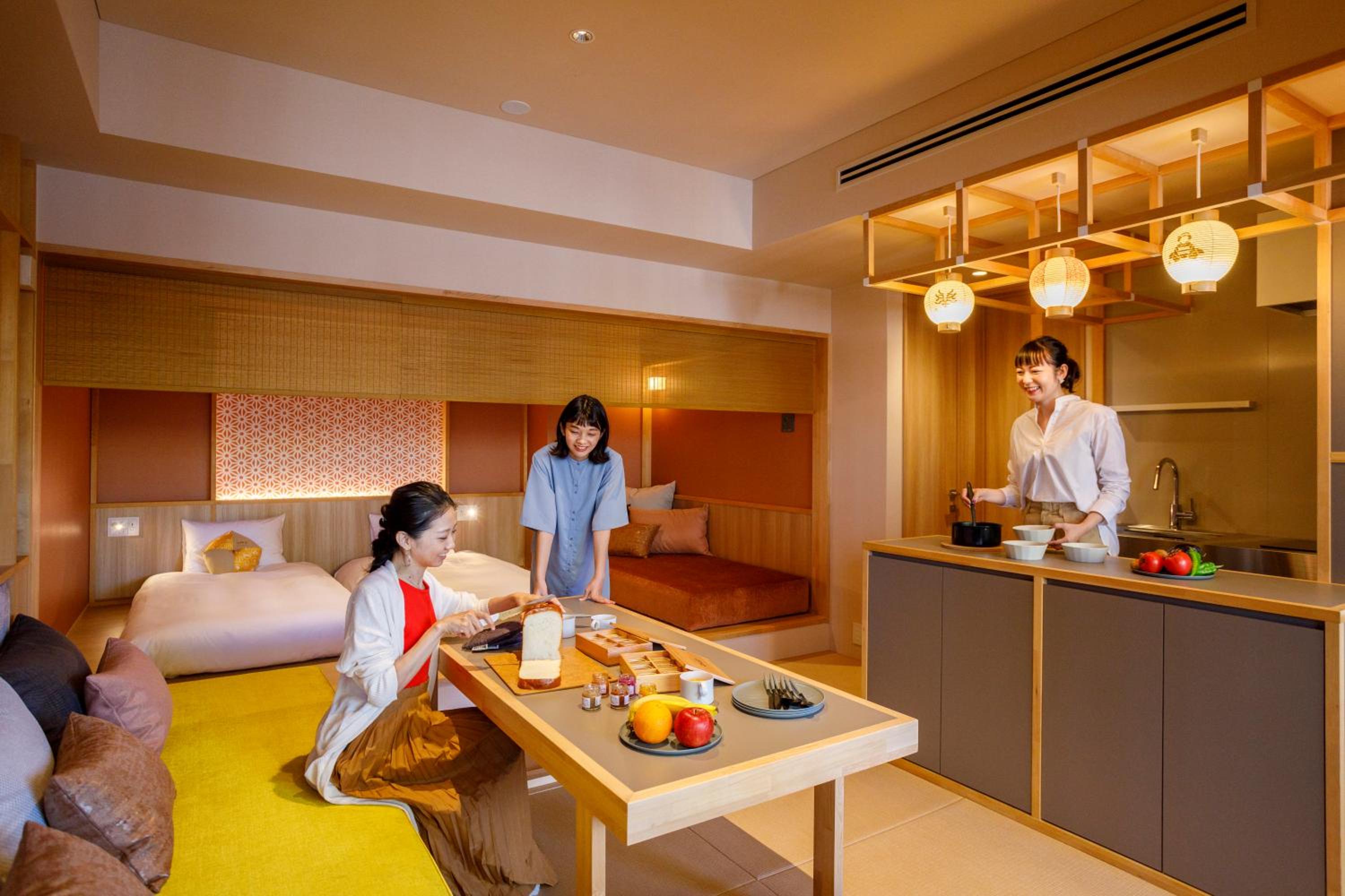 Twin Room with Kitchen - Photo 4