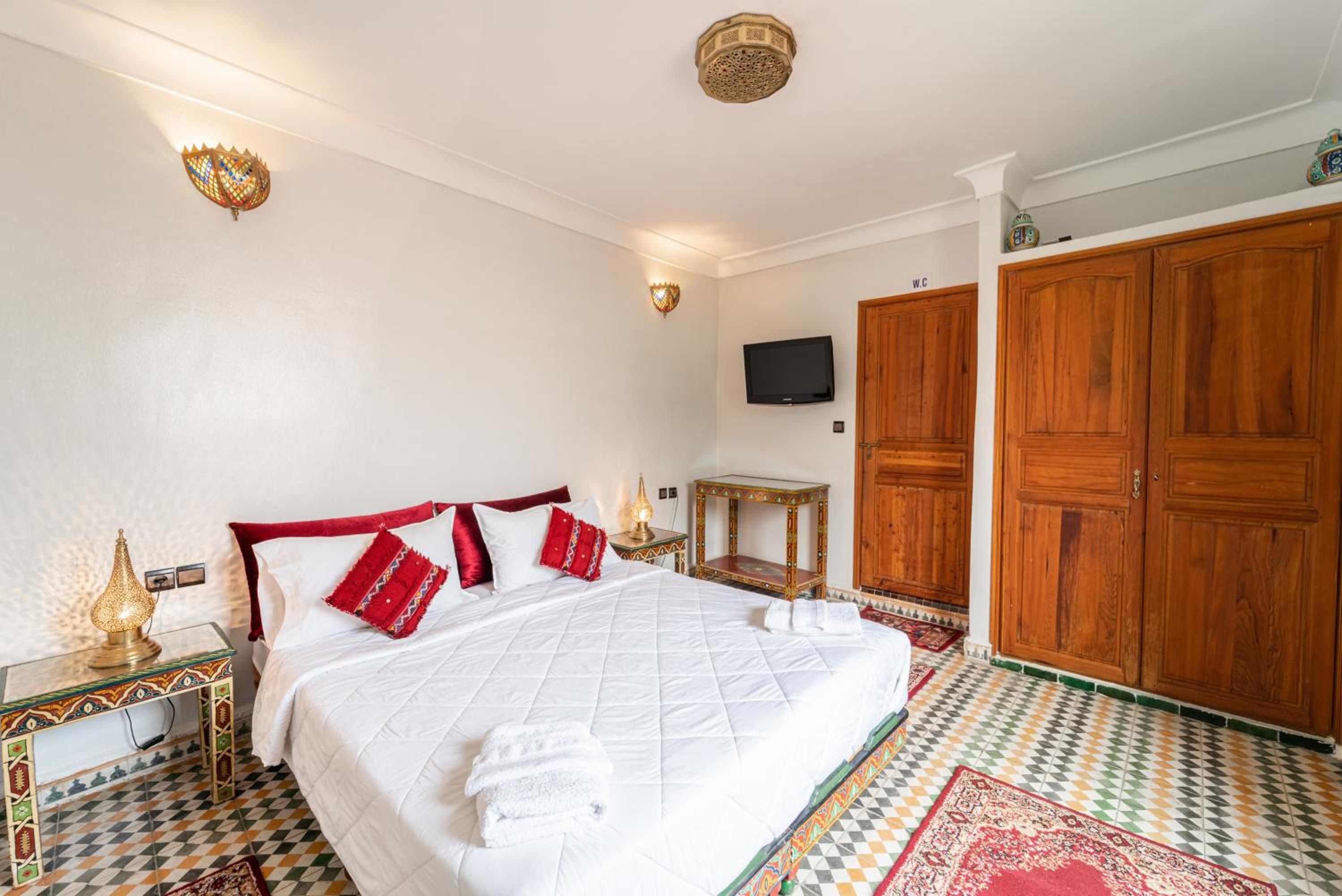 Standard Double or Twin Room - Photo 3