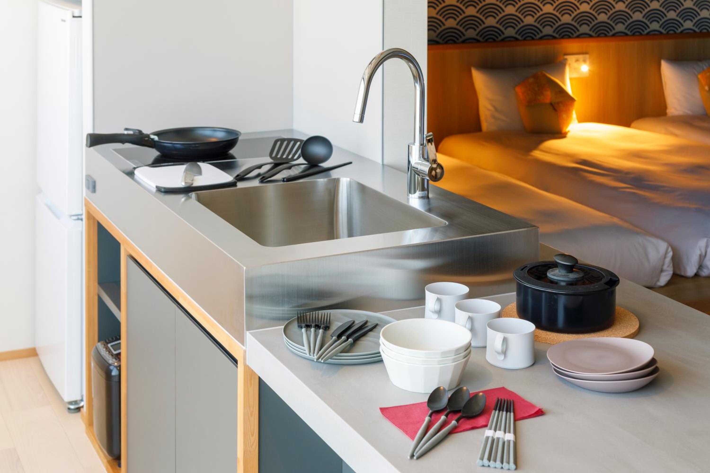 Twin Room with Kitchen - Photo 3