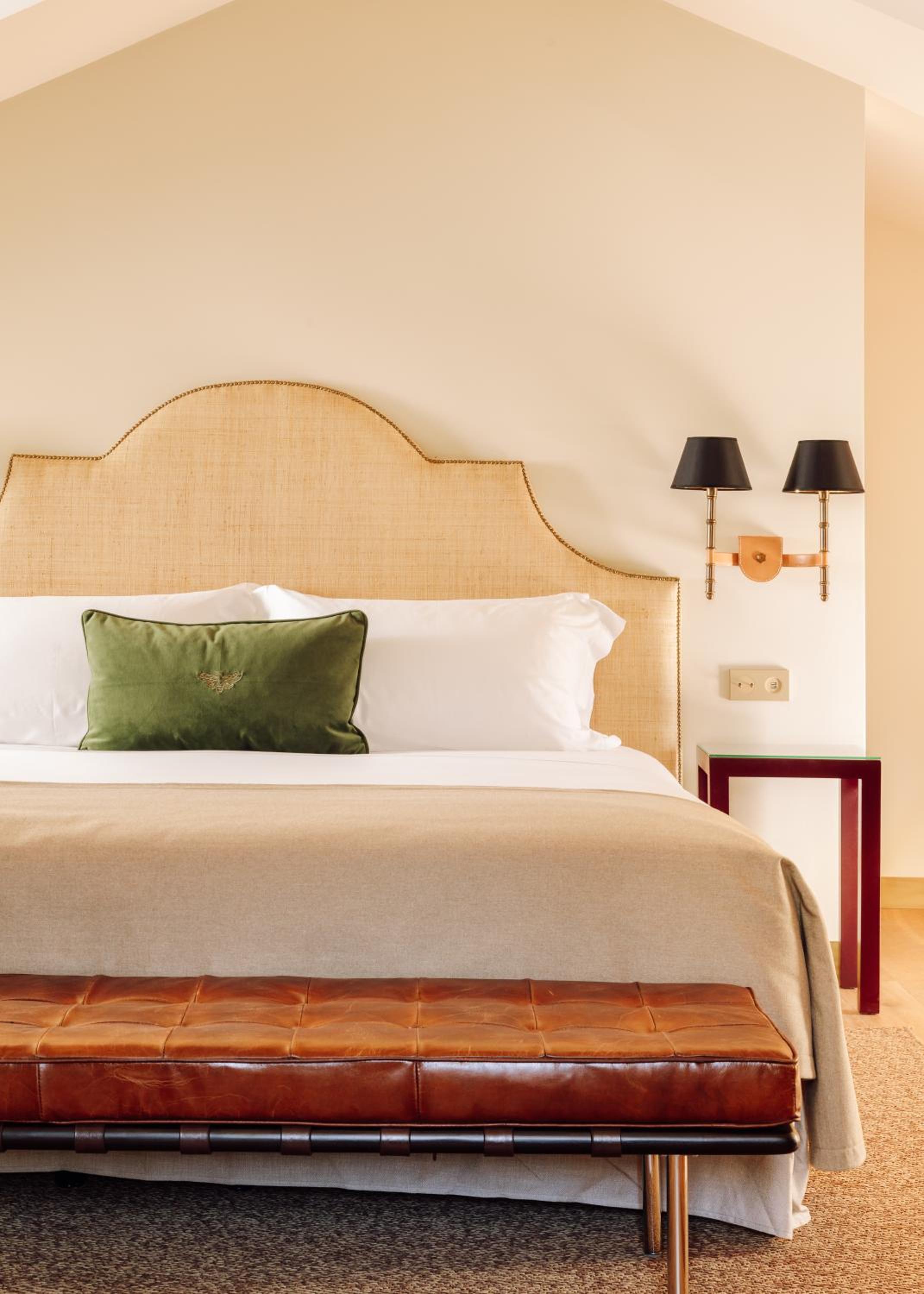 Deluxe Room with Garden View - Photo 4