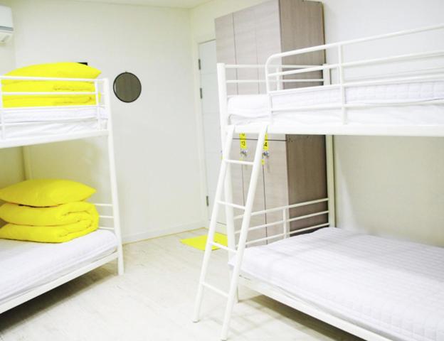 Bed In 6-Bed Female Dormitory Room photo 1