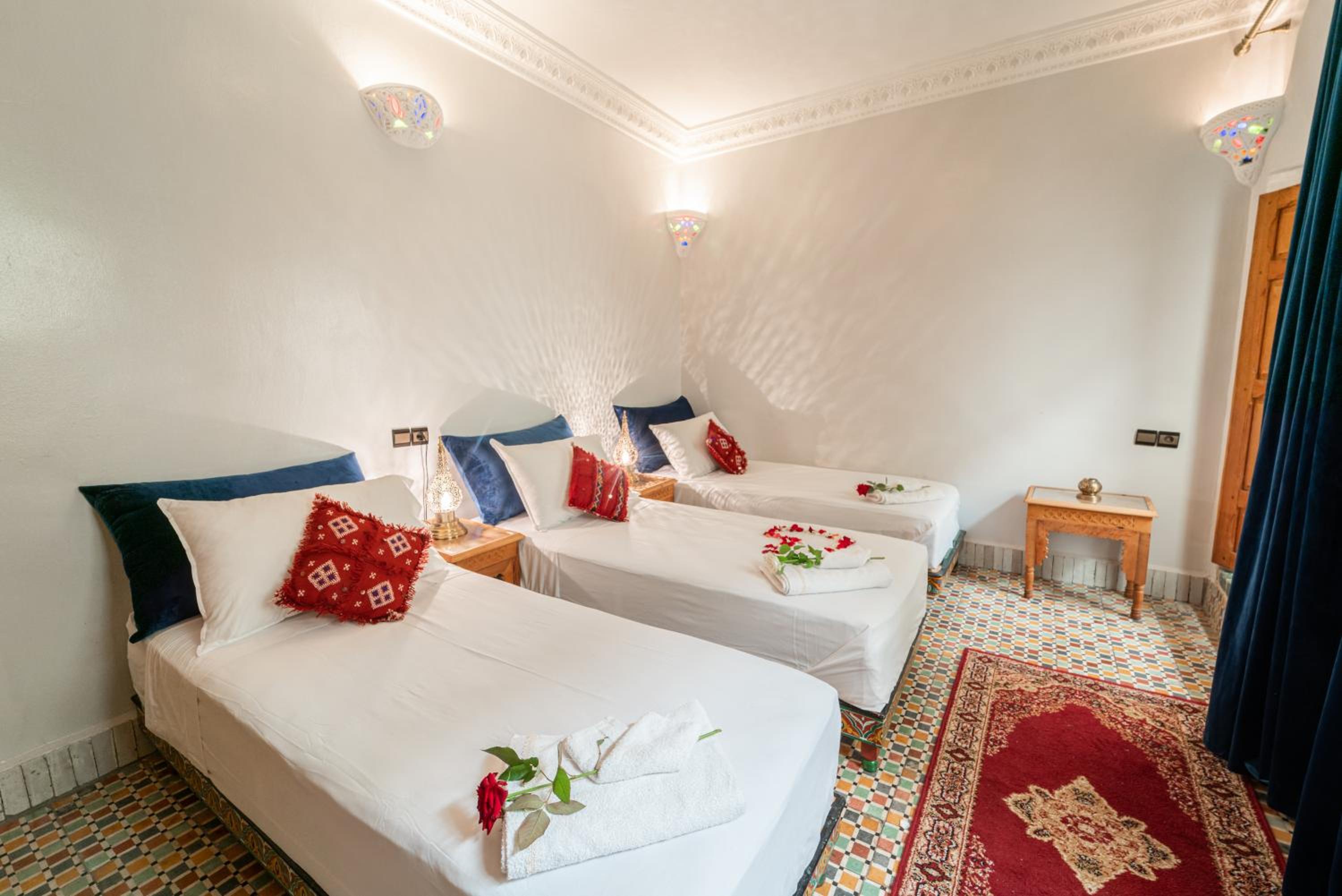 Standard Triple Room - Photo 1