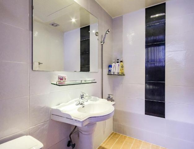 Deluxe Double Room - Photo 2