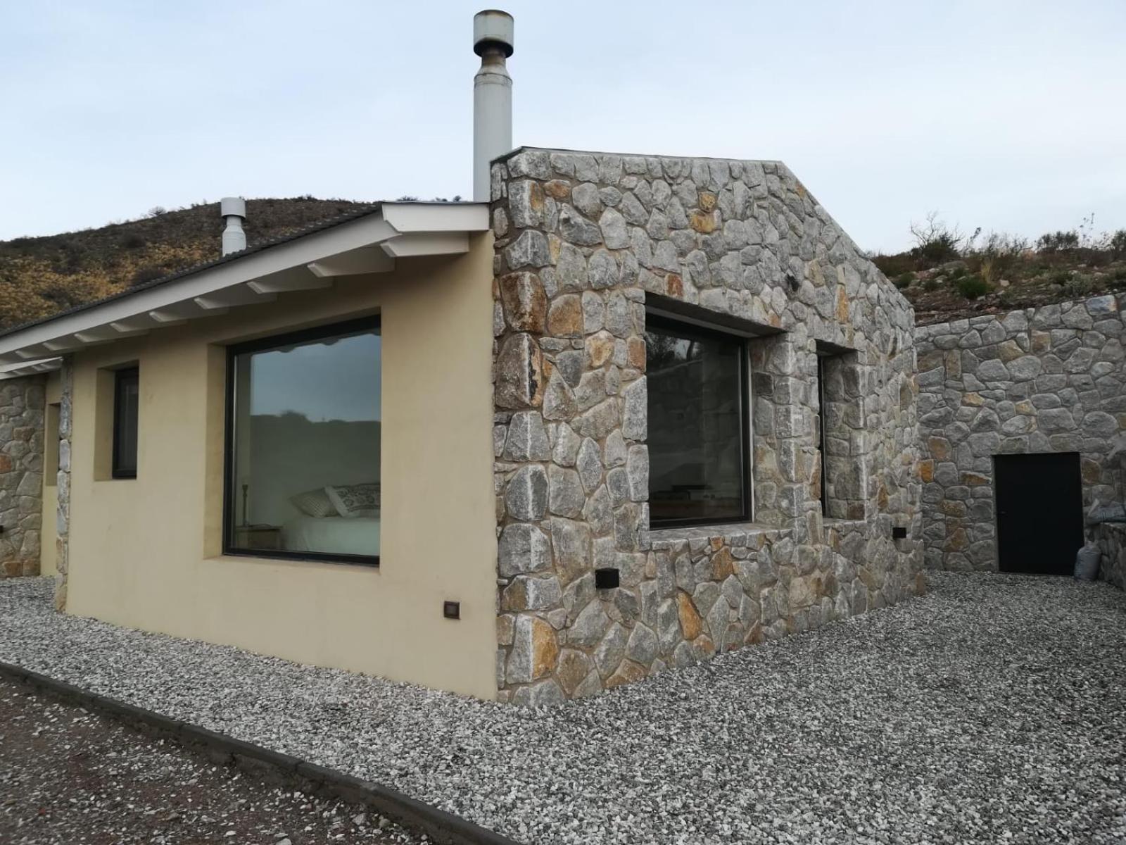 One-Bedroom House photo 2