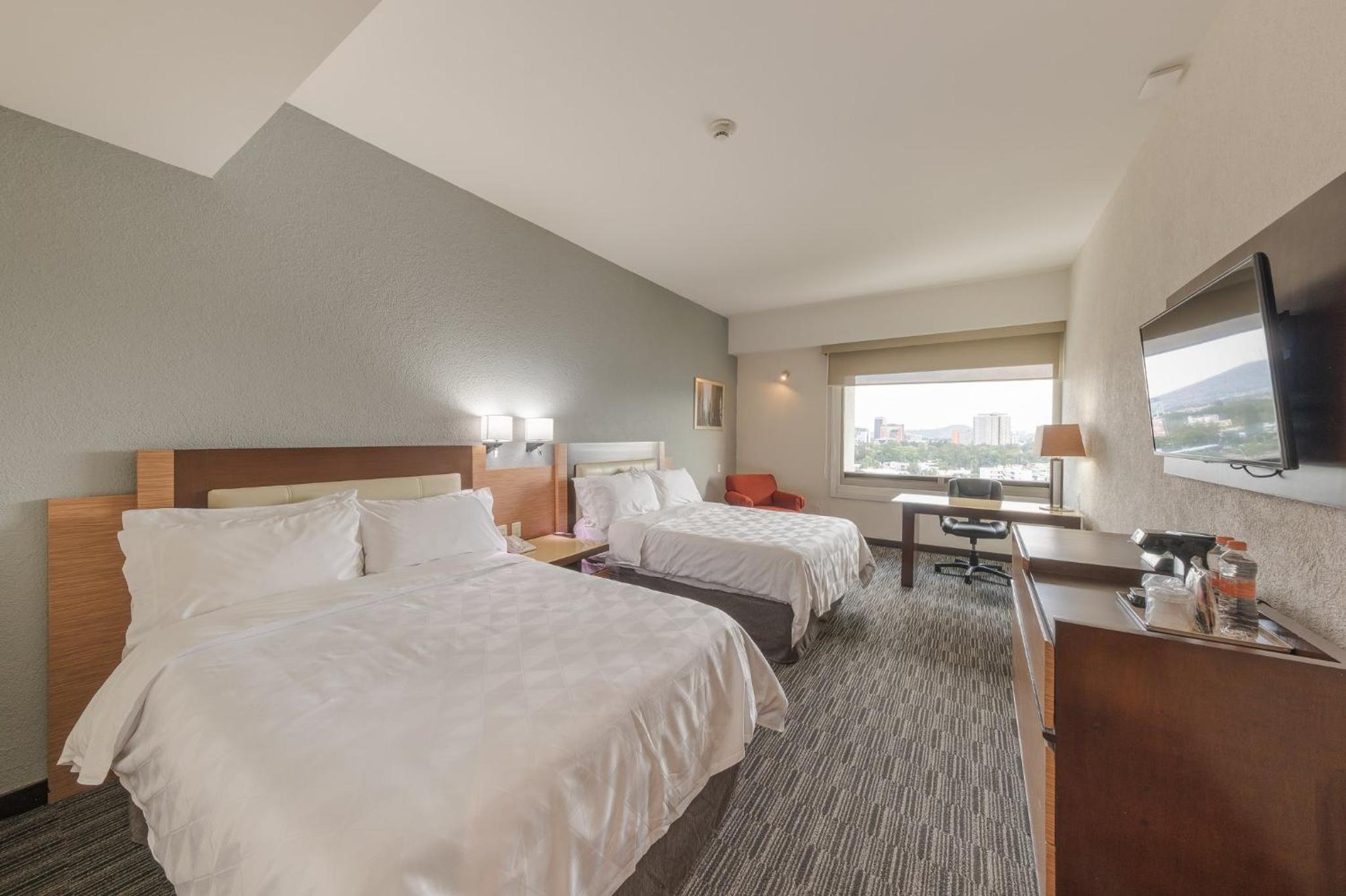 Double Room with Two Double Beds - Non-Smoking - Photo 6