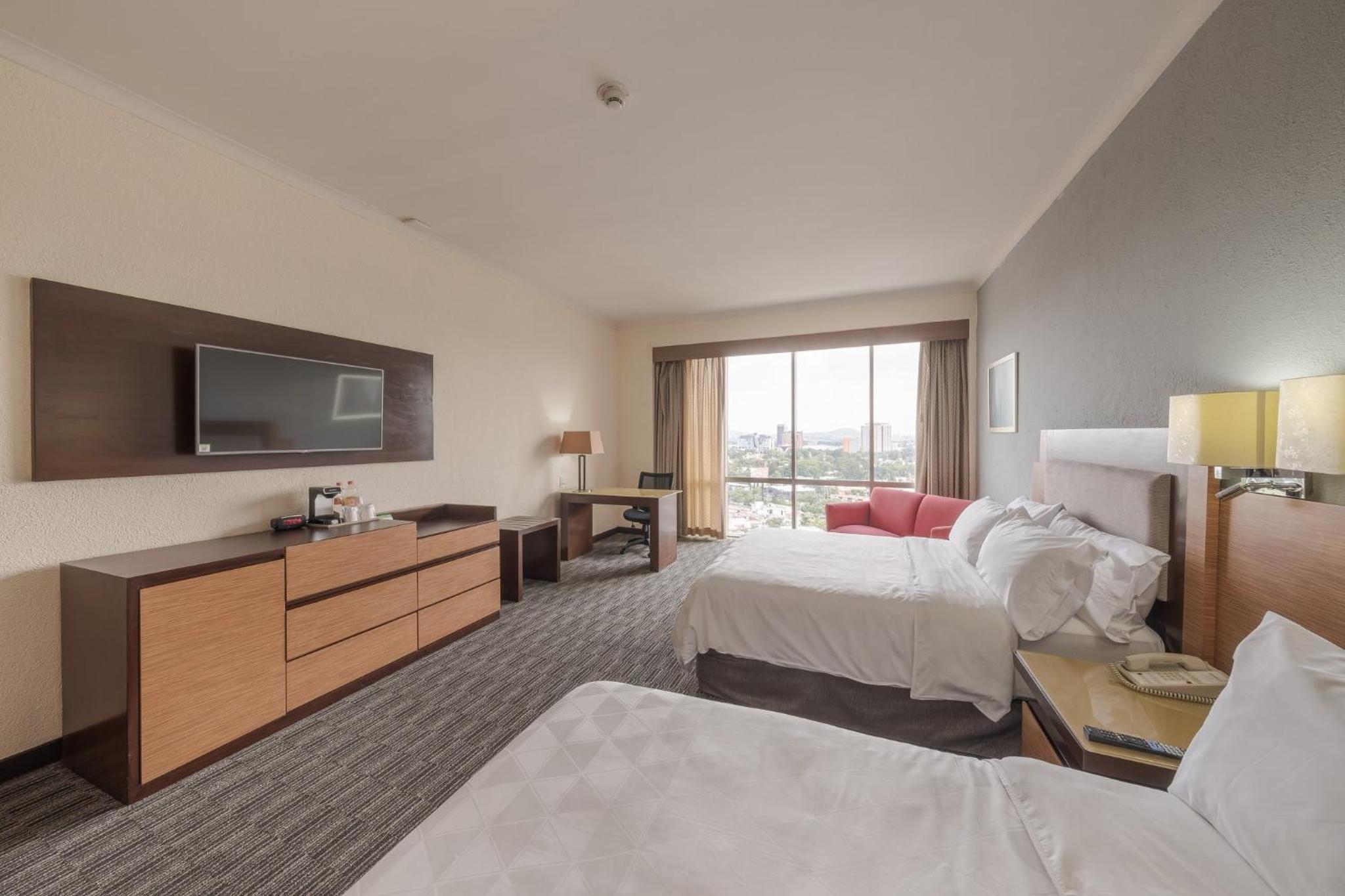 Premium Room - Photo 11