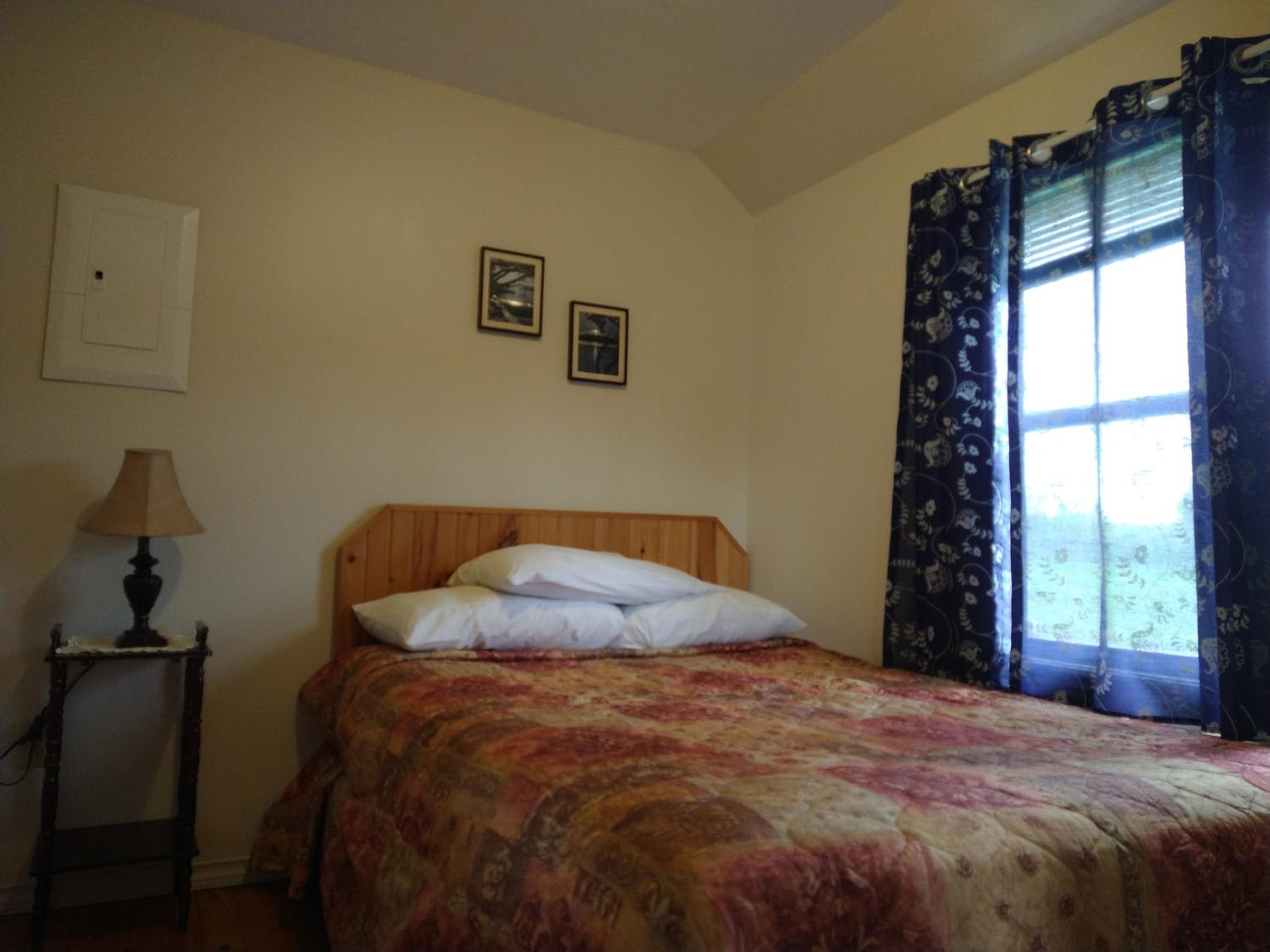 Two-Bedroom Cottage photo 1