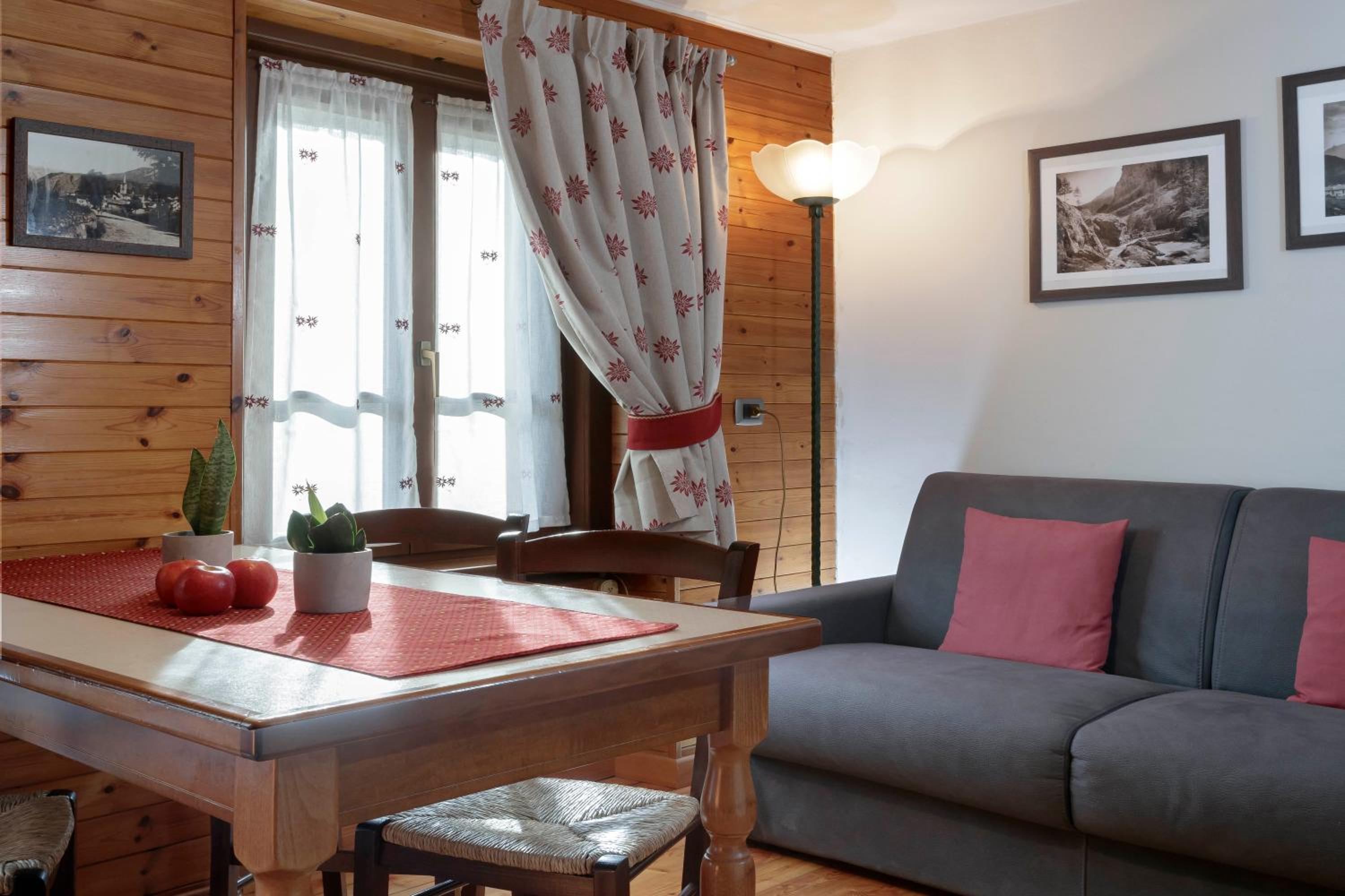 Apartment with Terrace photo 1