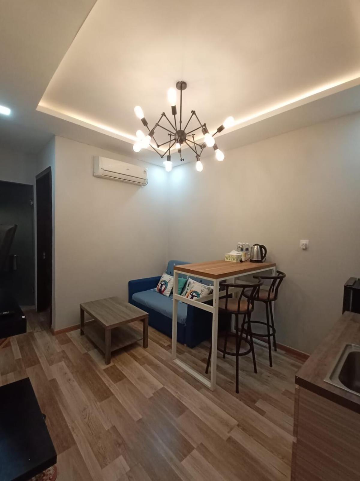Family Room with Private Bathroom photo 1