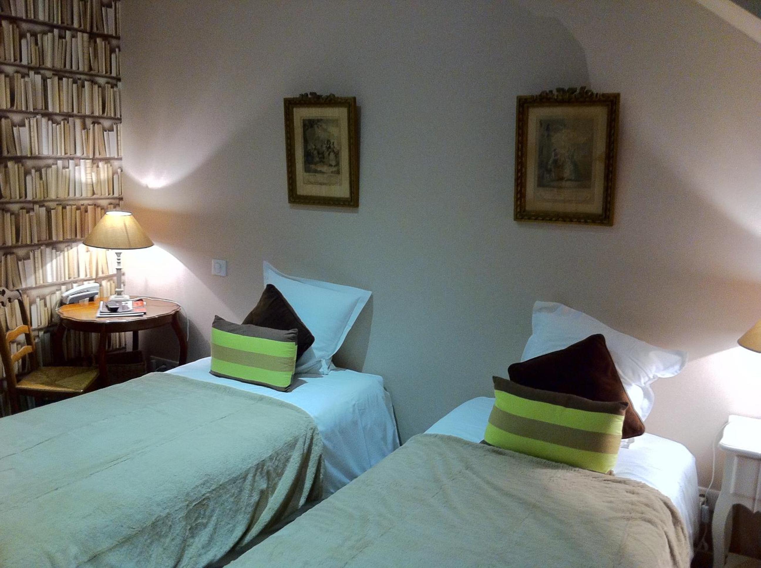 Twin Room - Photo 1