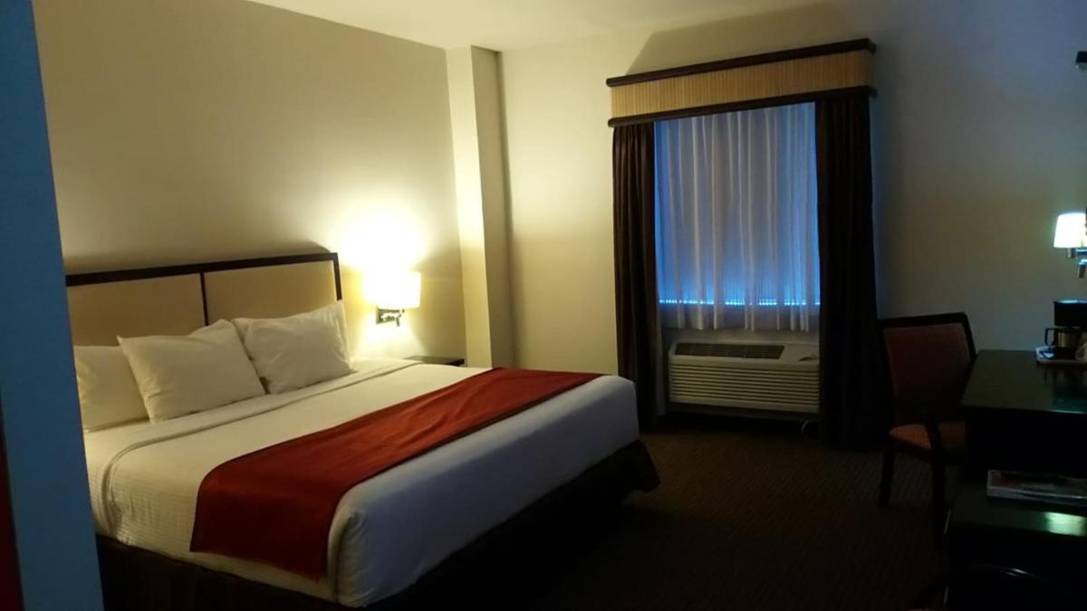 Junior Suite with Balcony