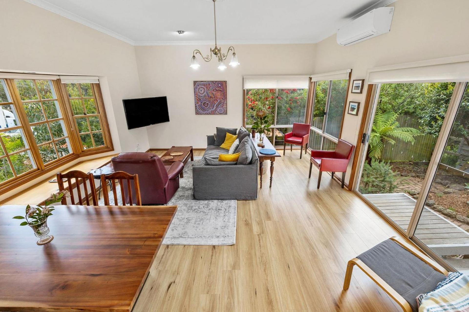 Three-Bedroom House photo 1