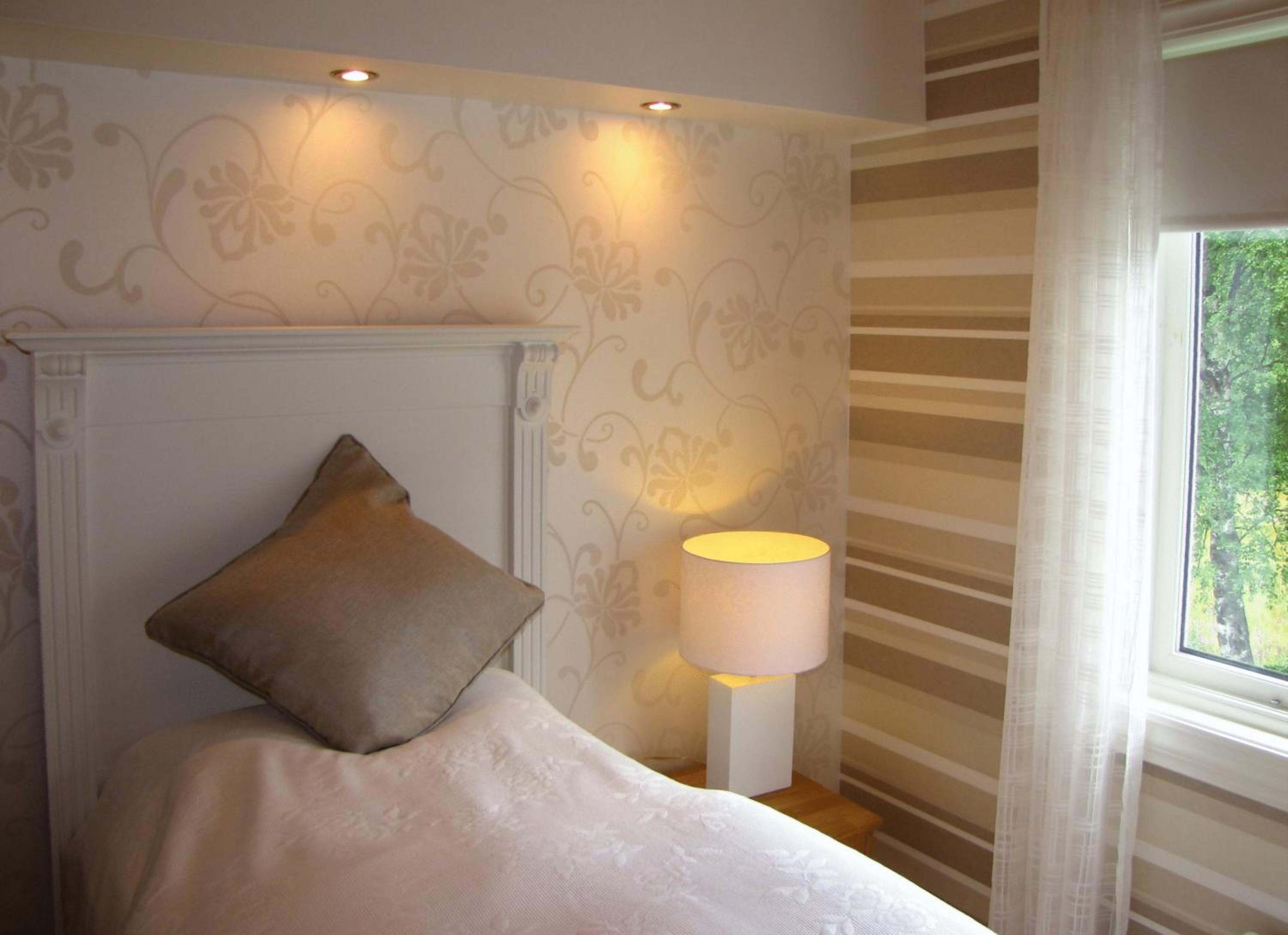 Single Room with Shared Bathroom photo 3