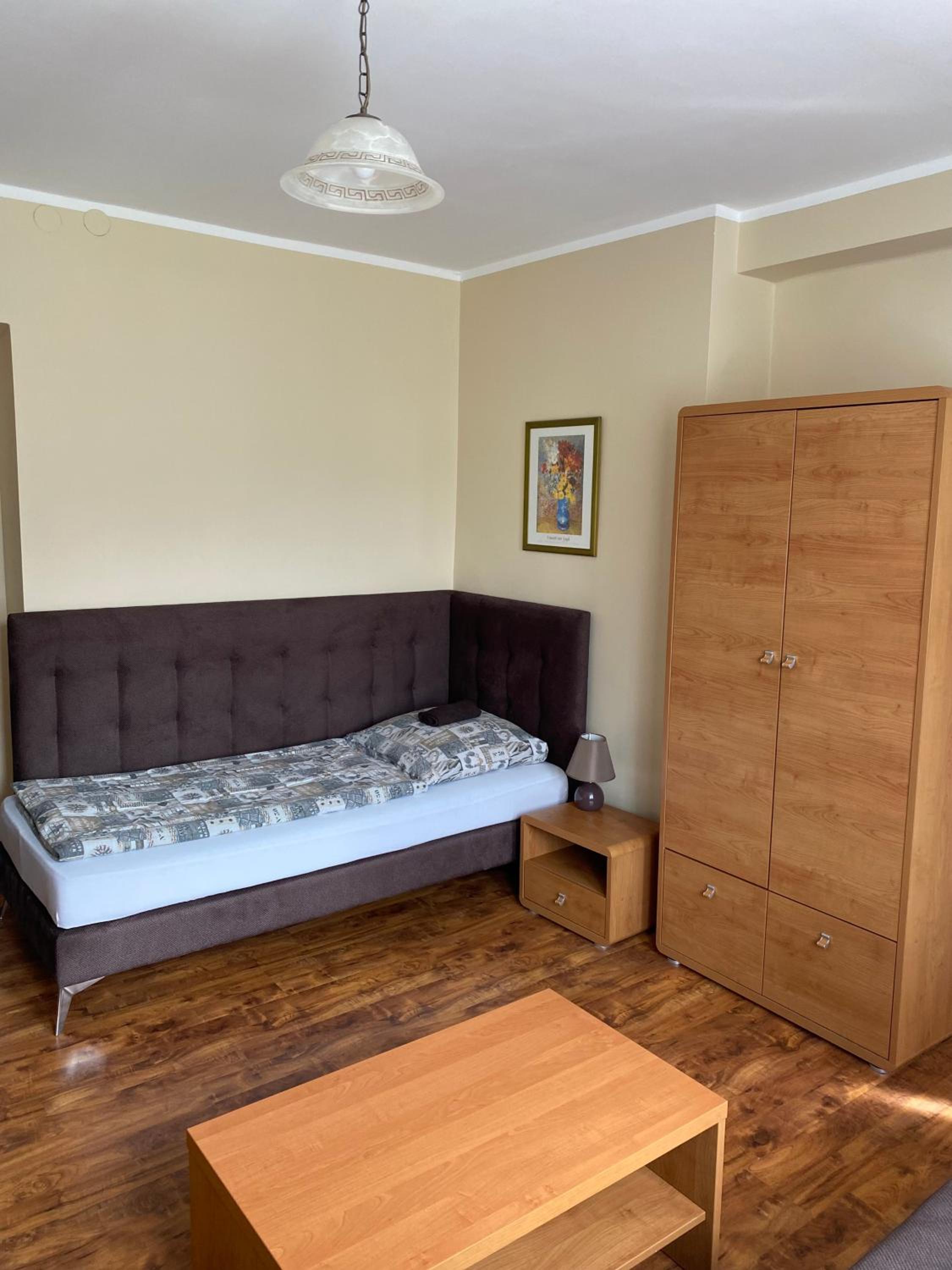 Standard Triple Room - Photo 7