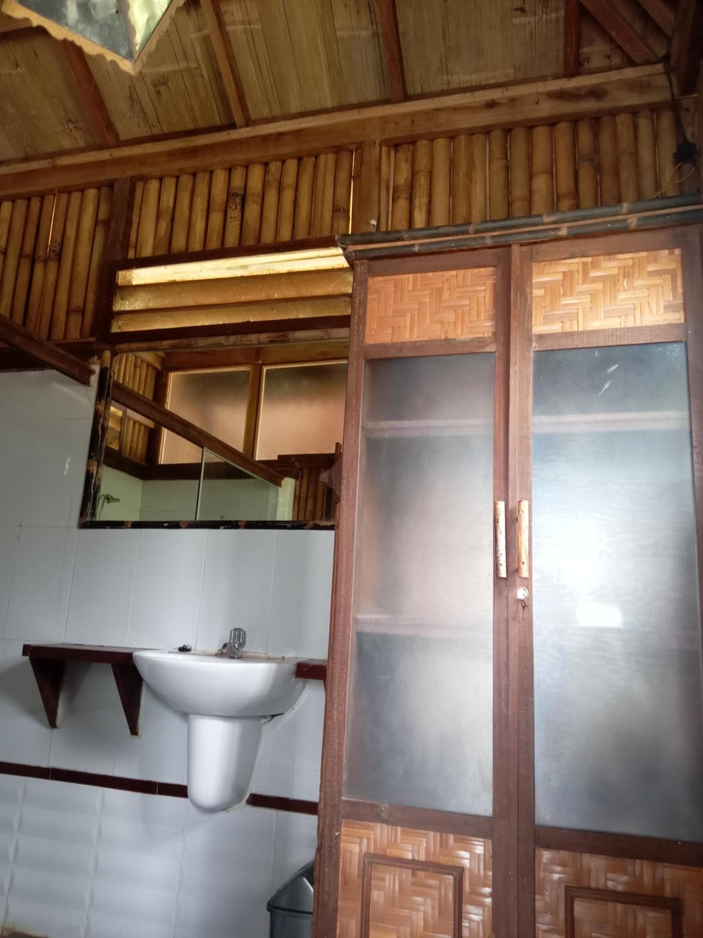 Deluxe Bungalow with Garden View - Photo 3