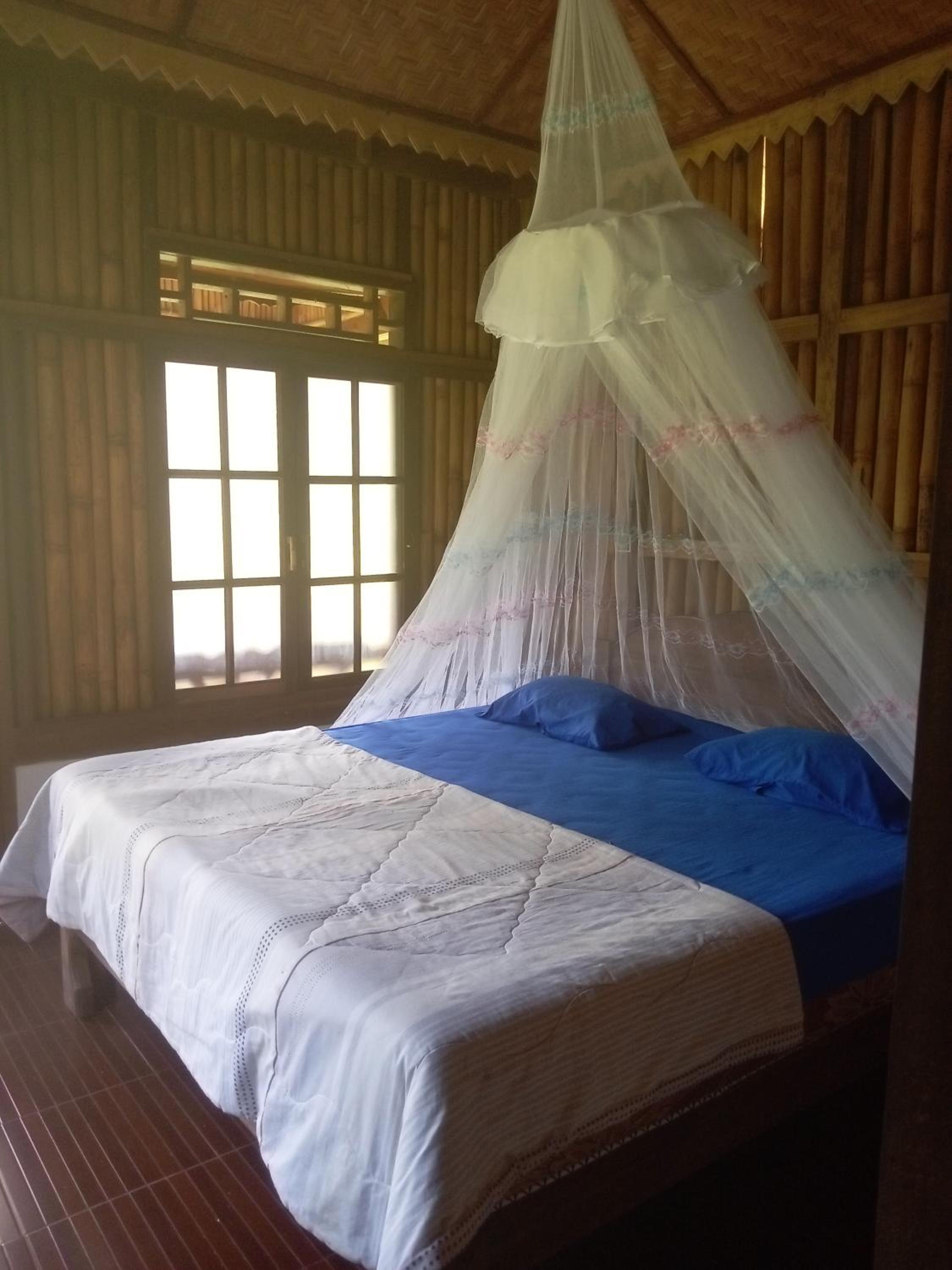 Deluxe Bungalow with Garden View - Photo 6