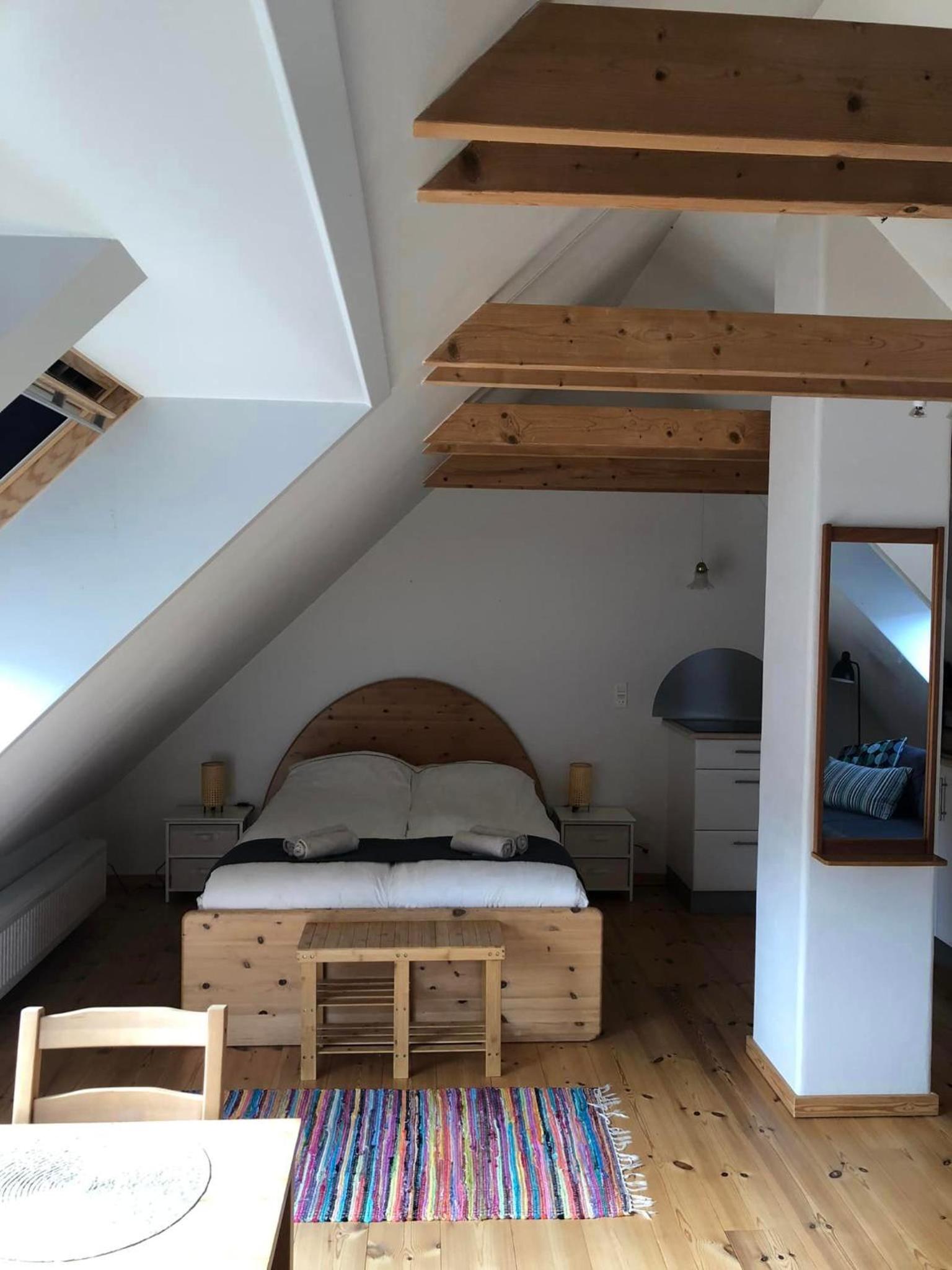 Quadruple Room with Shared Bathroom photo 3