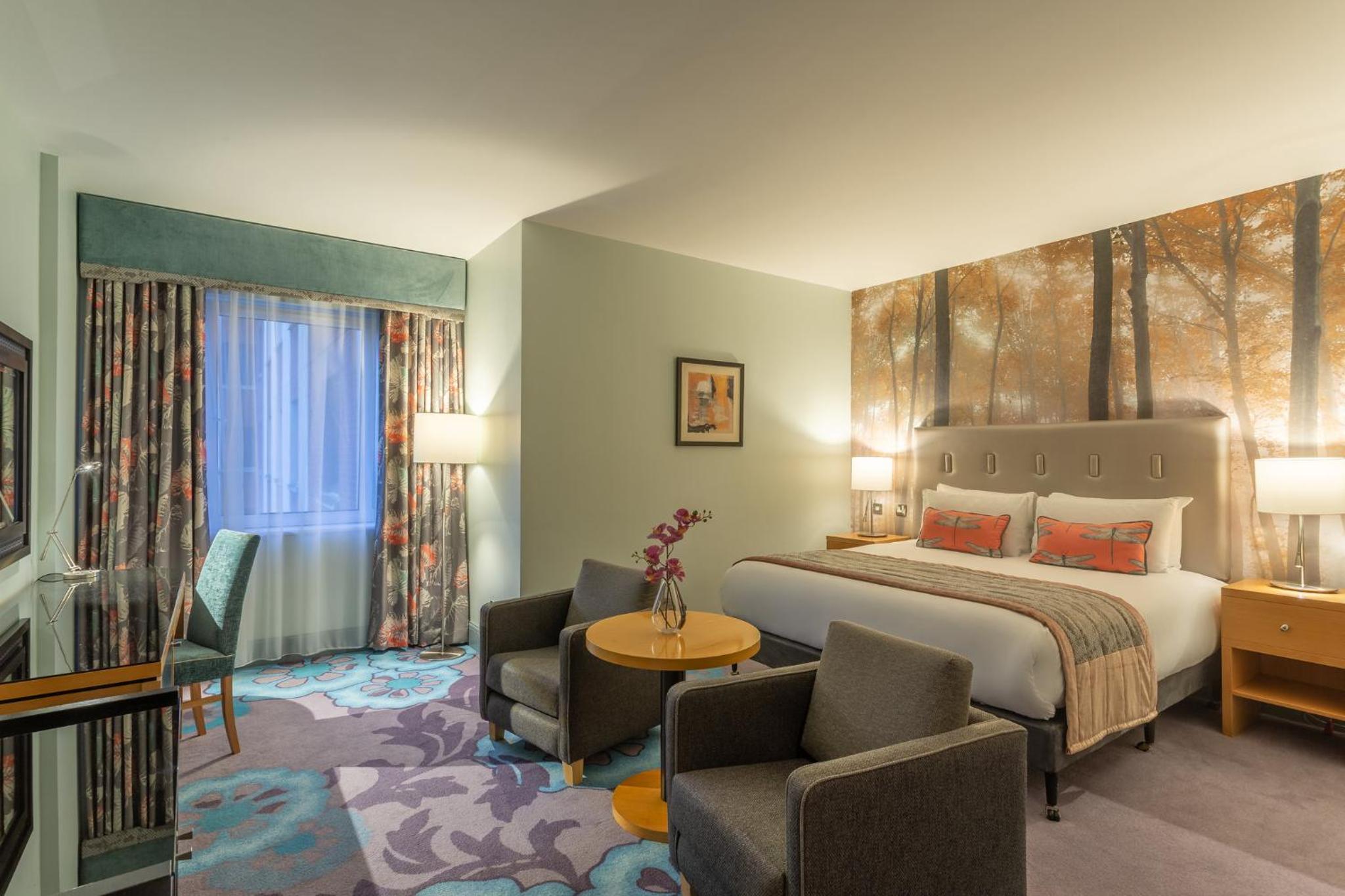 Premium King Room - Disability Access - Photo 2