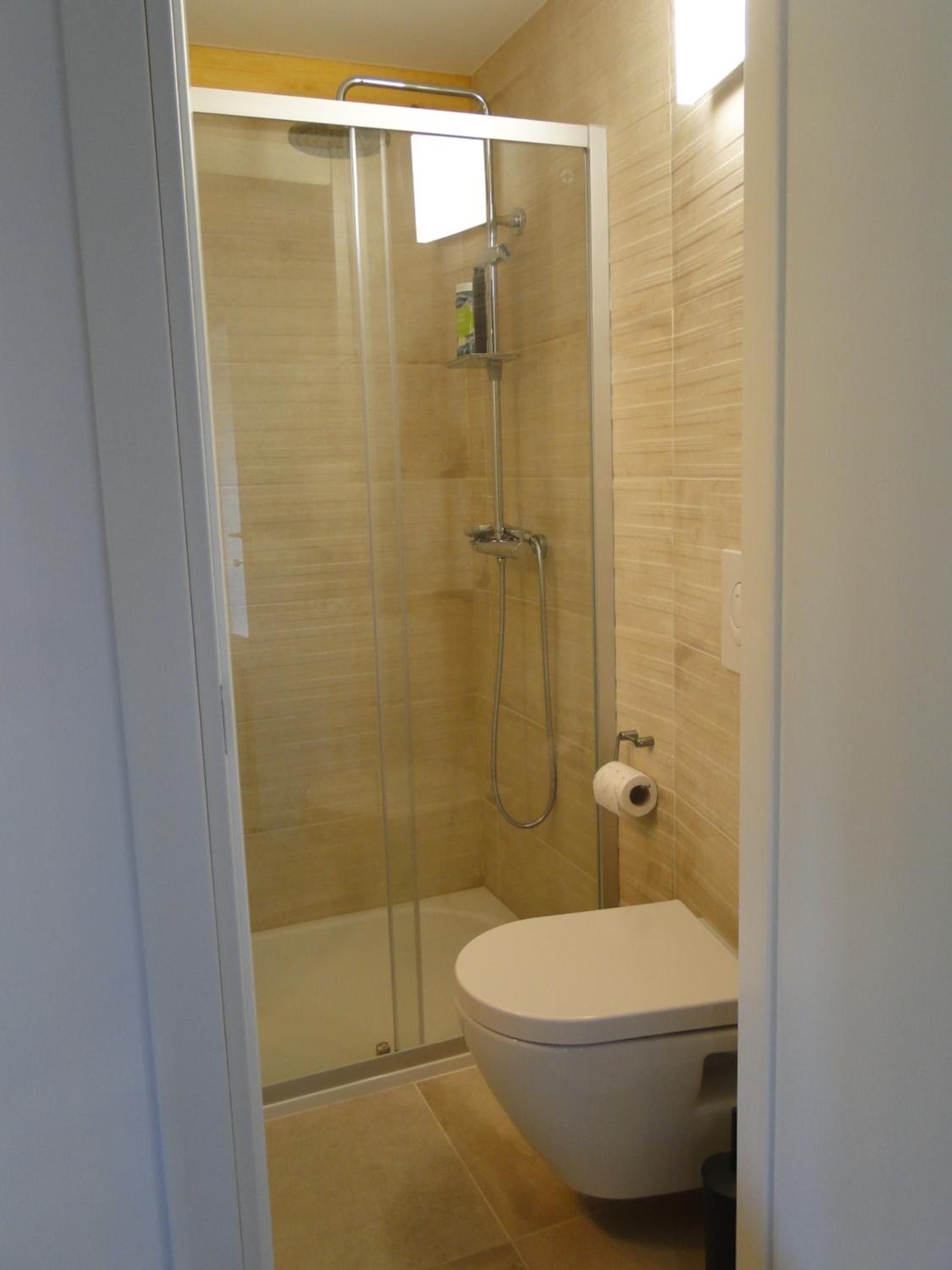 Apartment with Sea View - Photo 28