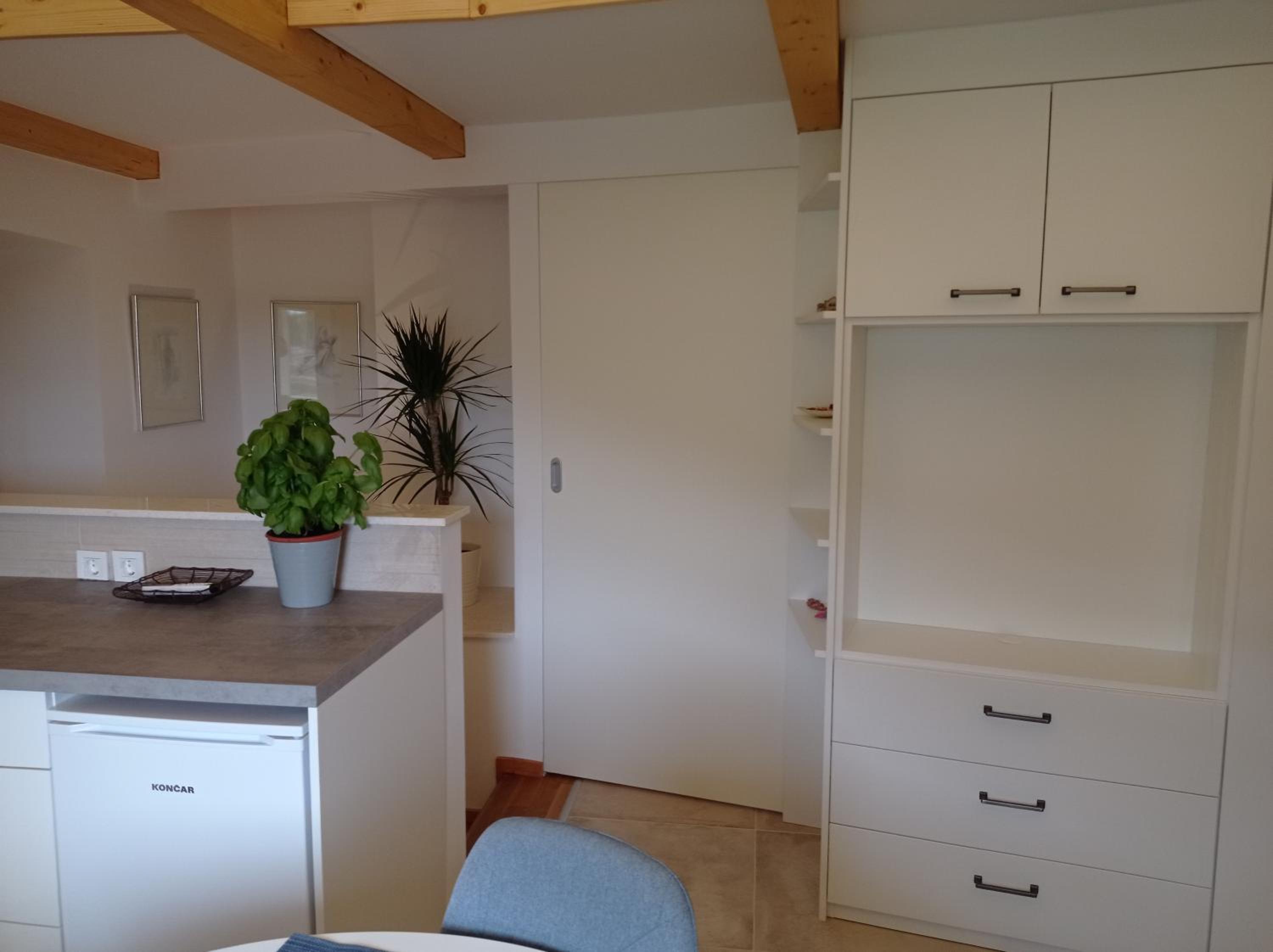 Apartment with Sea View - Photo 19