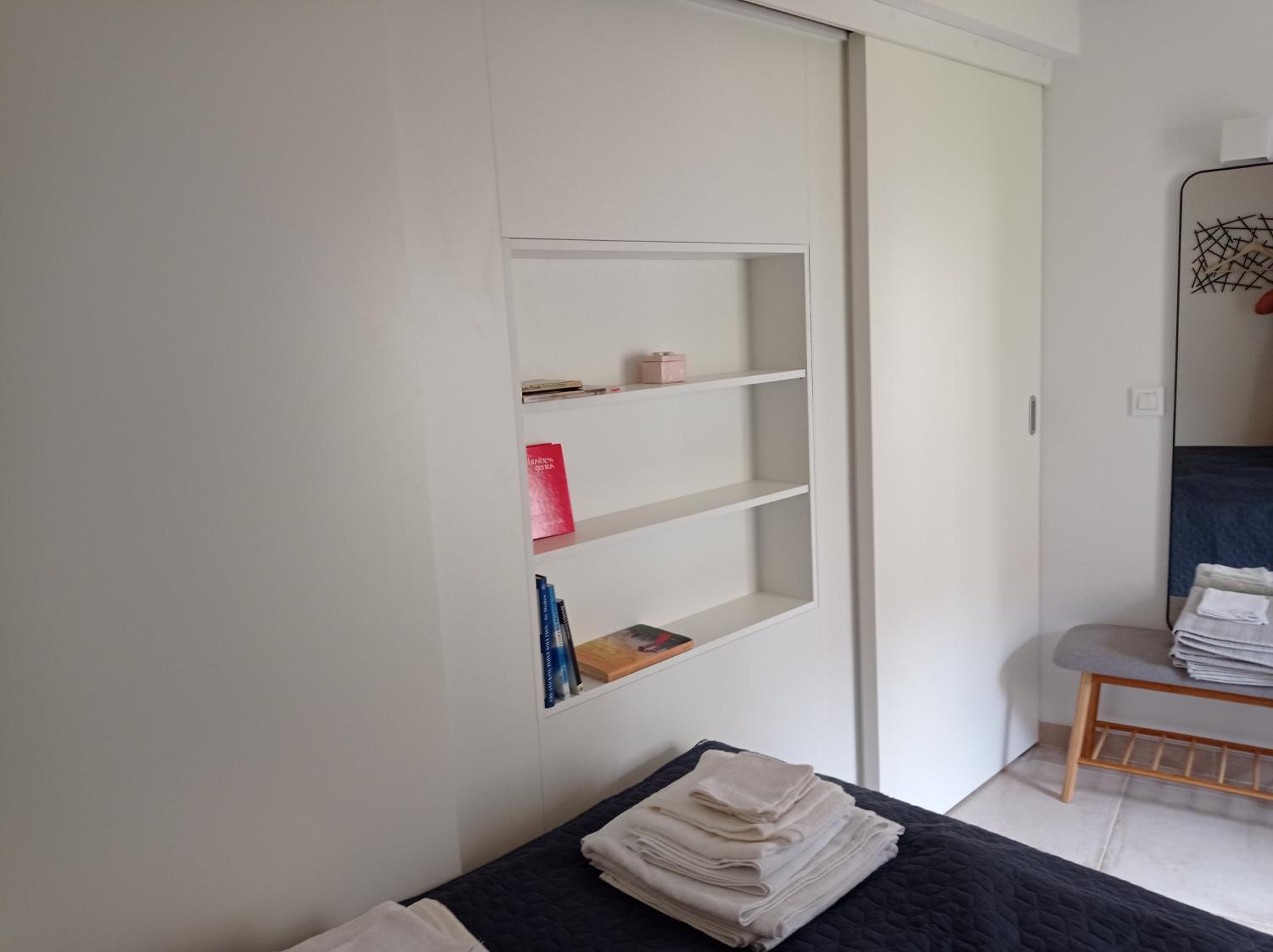 Apartment with Sea View - Photo 33