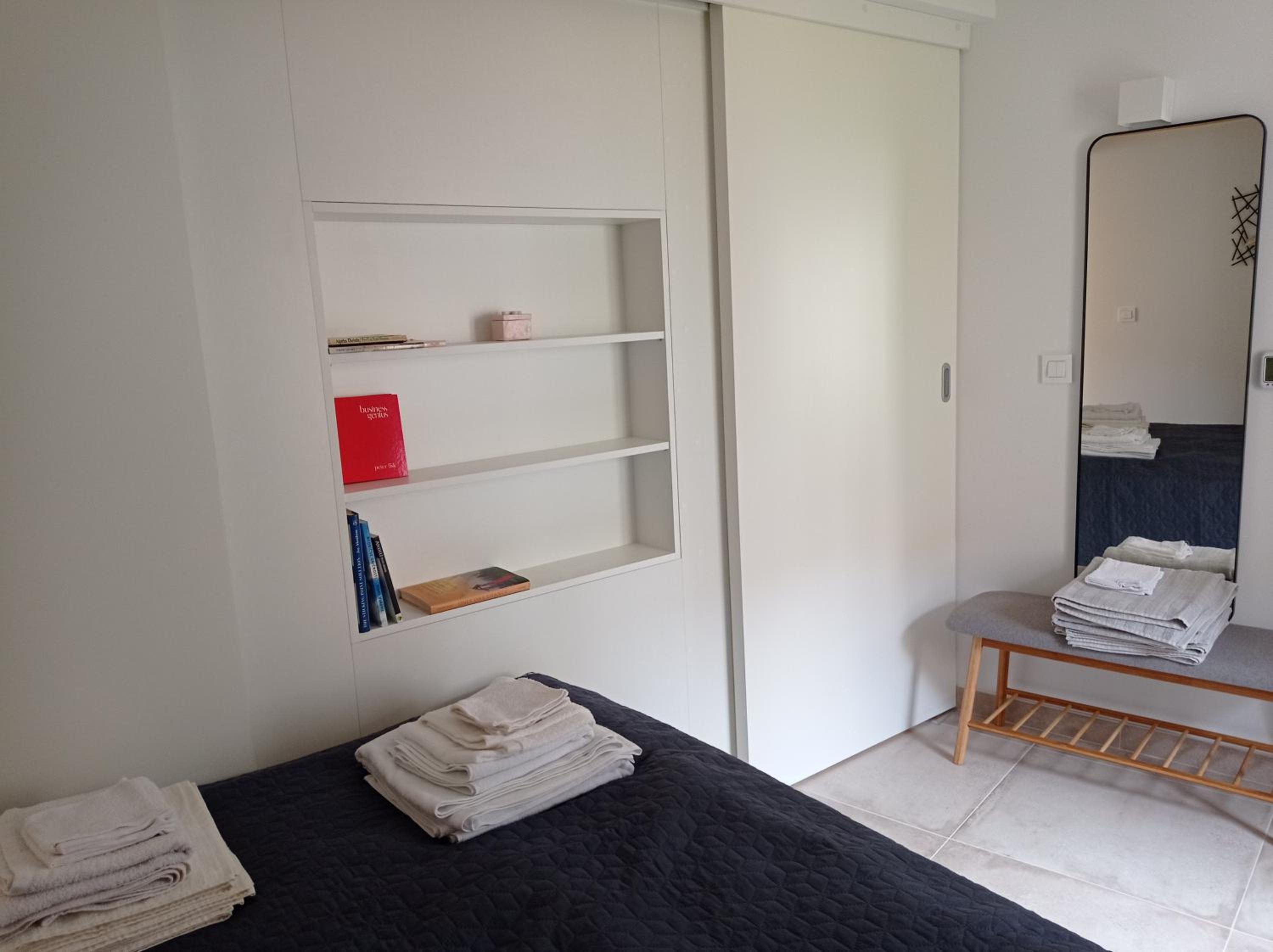 Apartment with Sea View - Photo 30