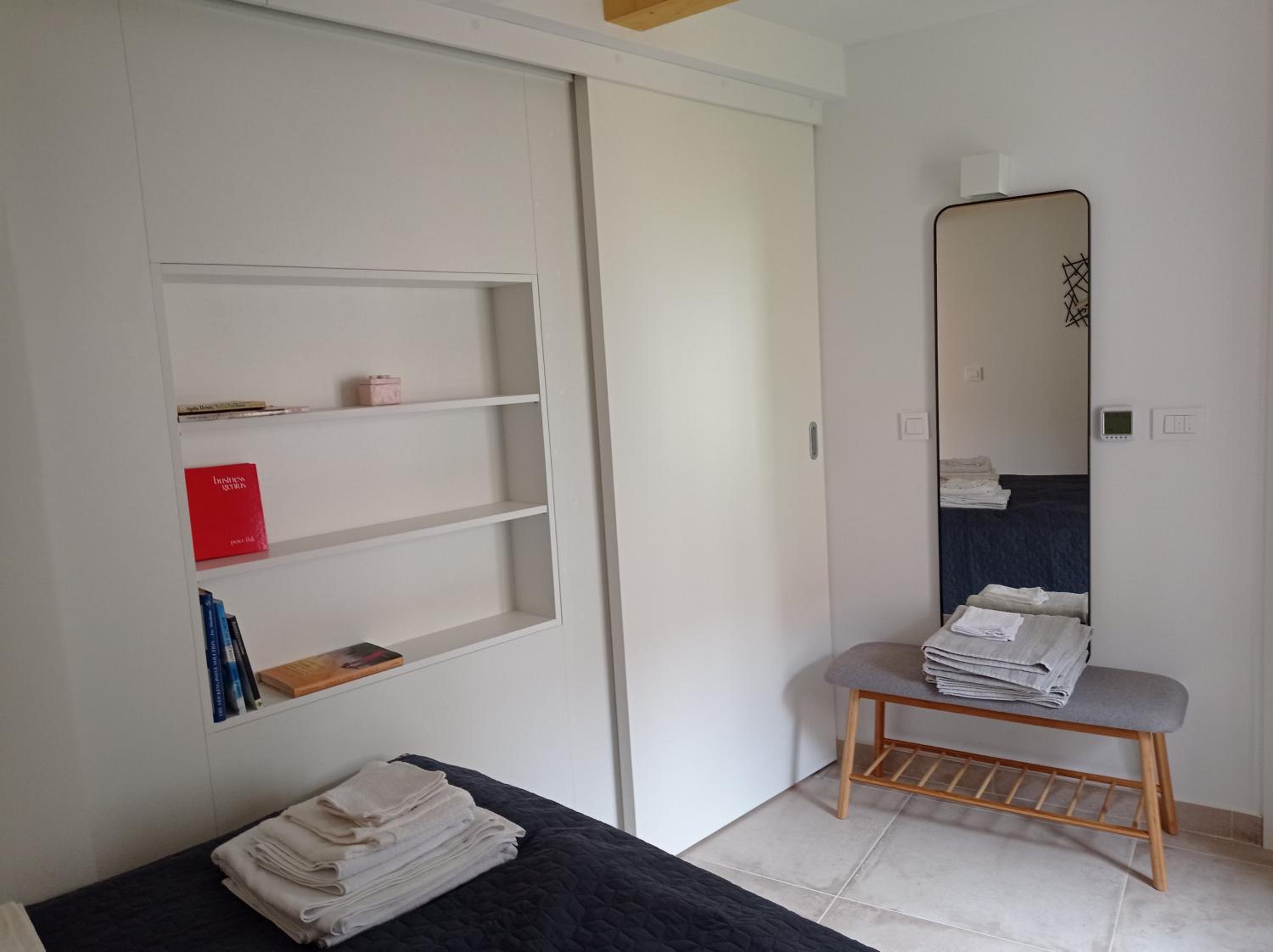 Apartment with Sea View - Photo 25