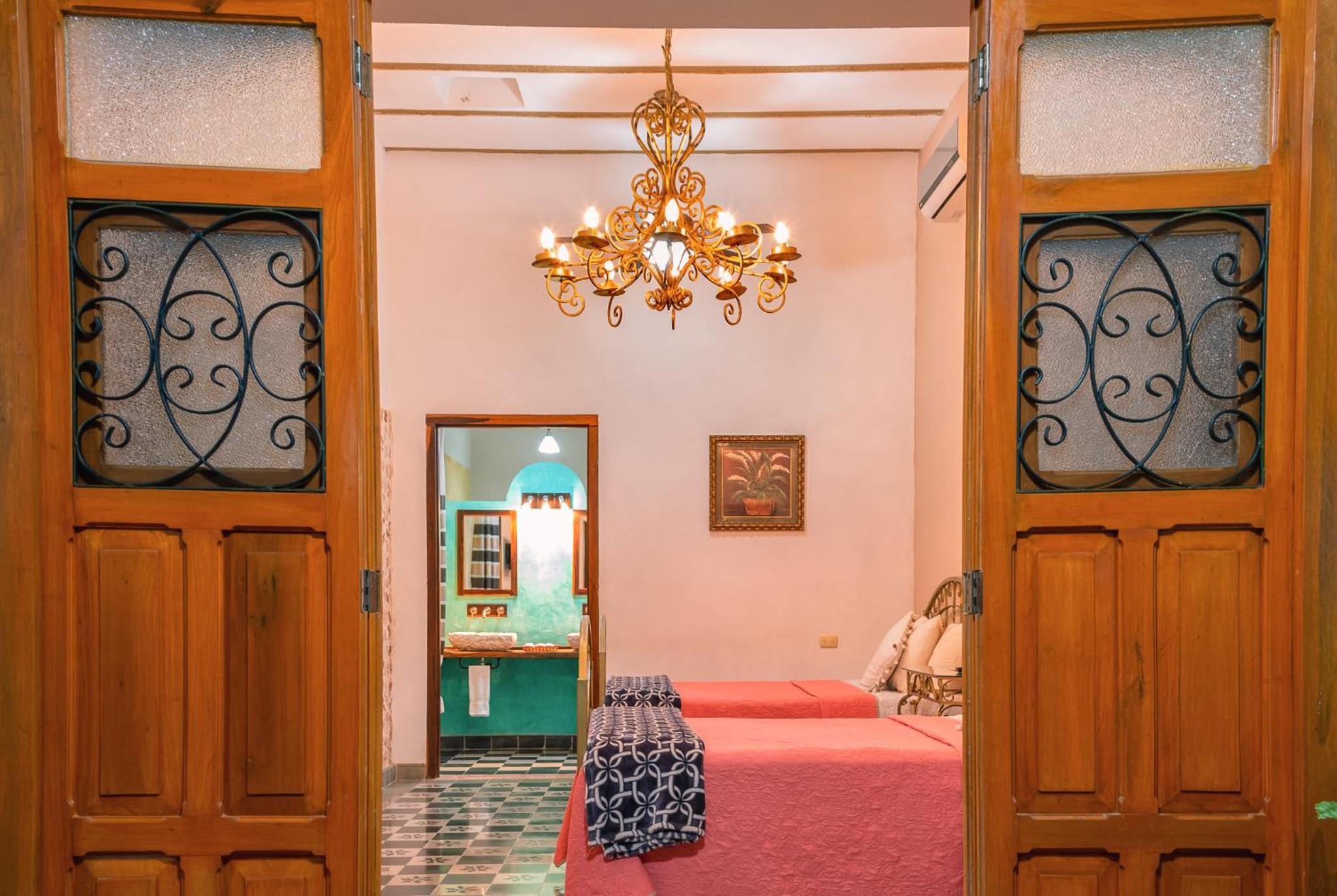 Deluxe Family Suite photo 1