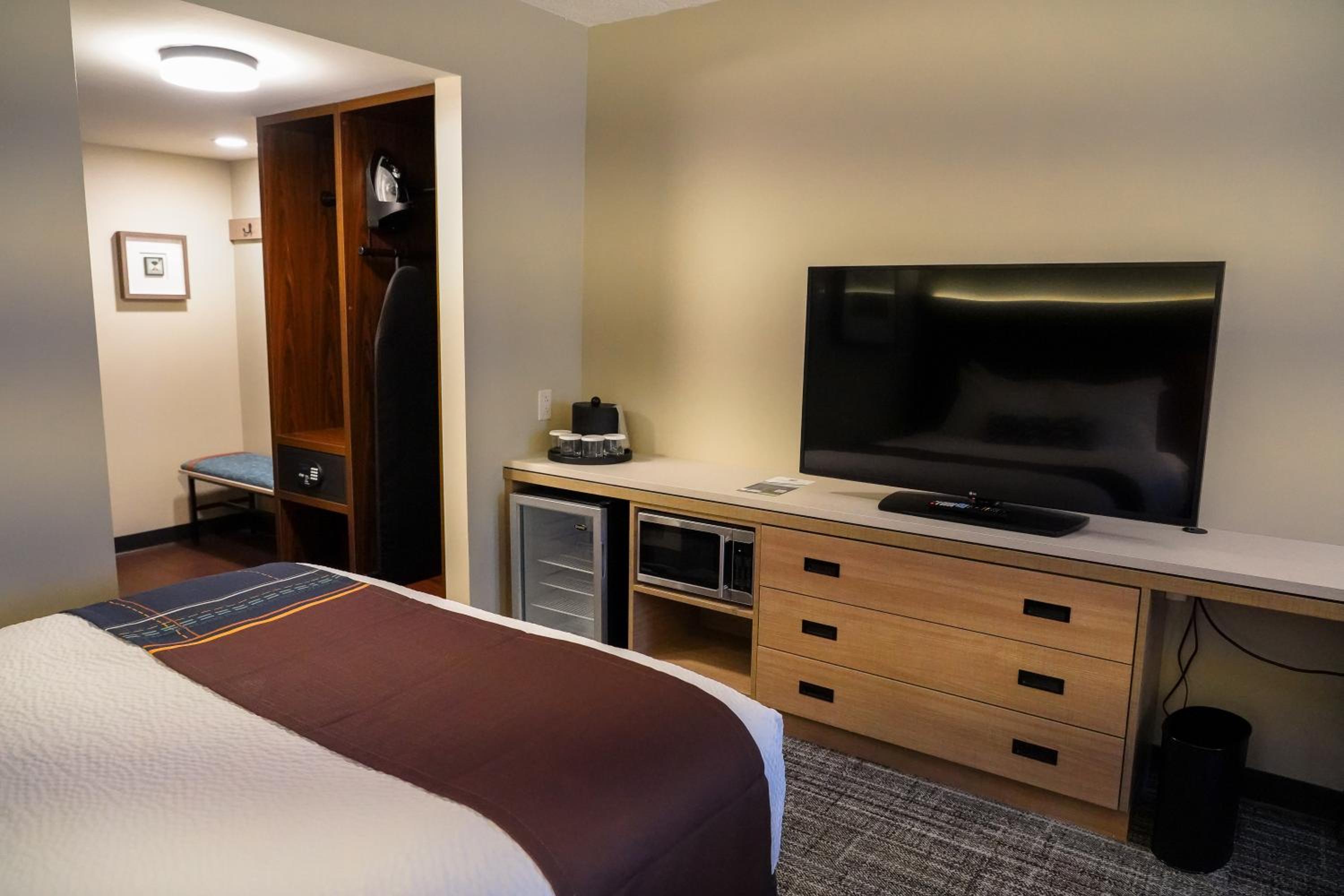 Standard Queen Room - Photo 4