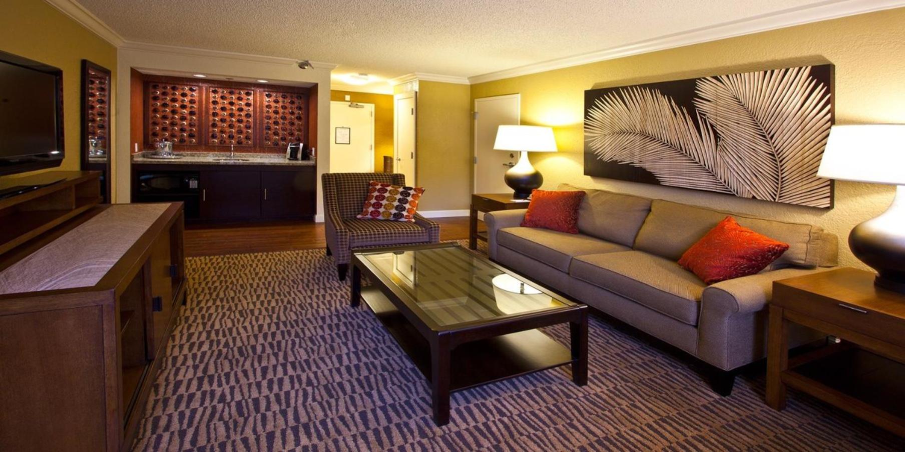 One-Bedroom Suite with Sofa Bed