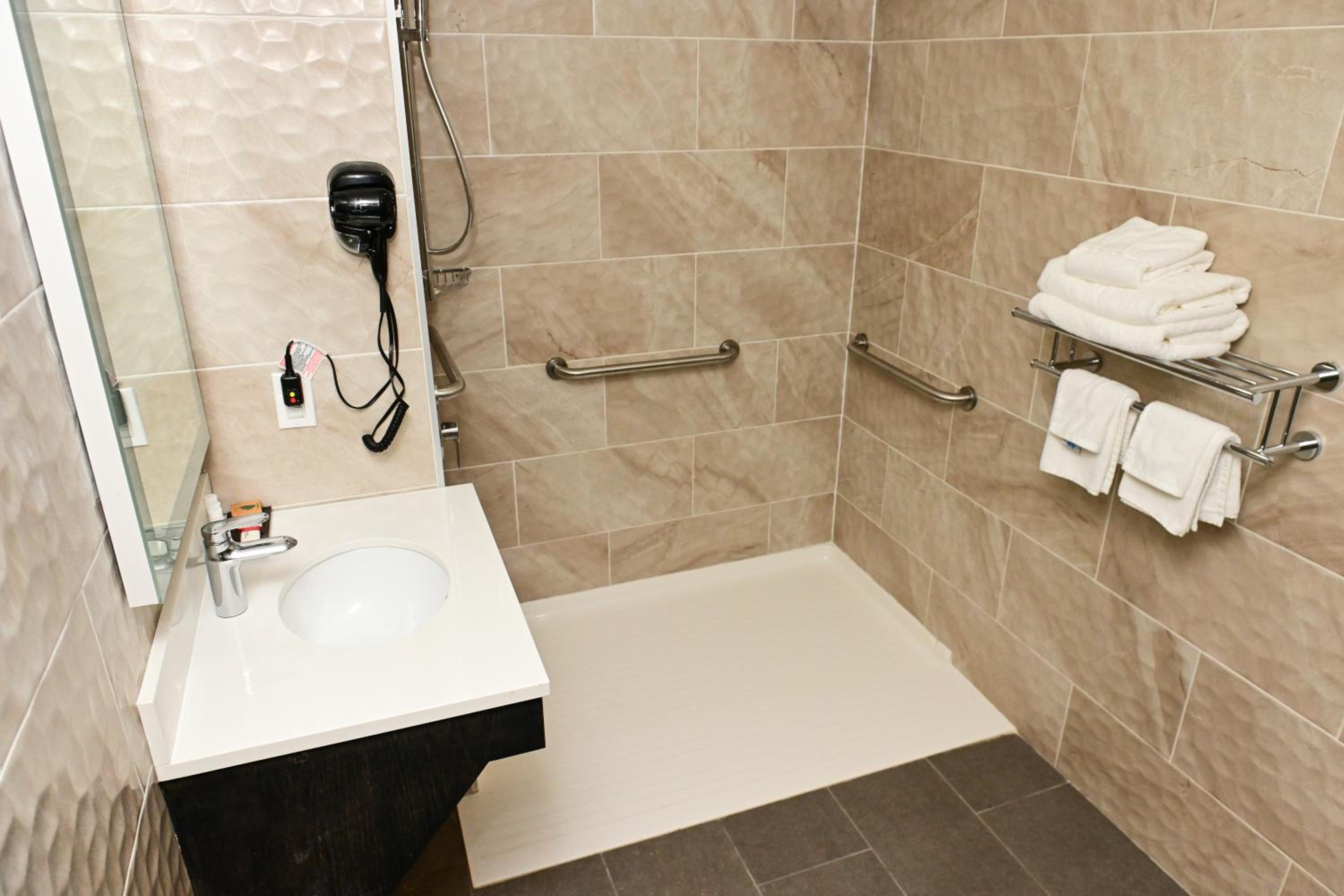 Days Inn by Wyndham Bronx NYC, Photo 4