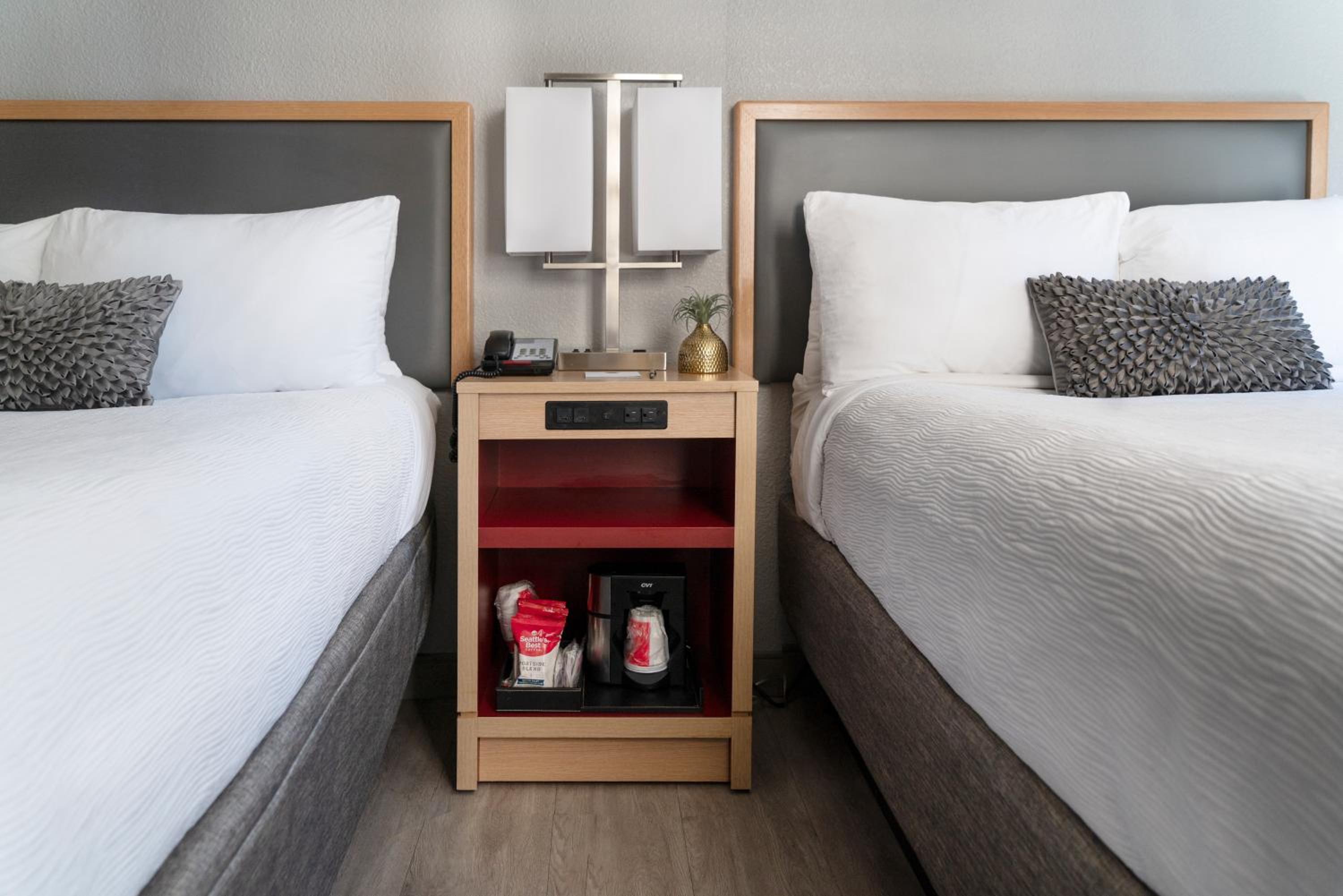 Deluxe Double Room with Two Double Beds