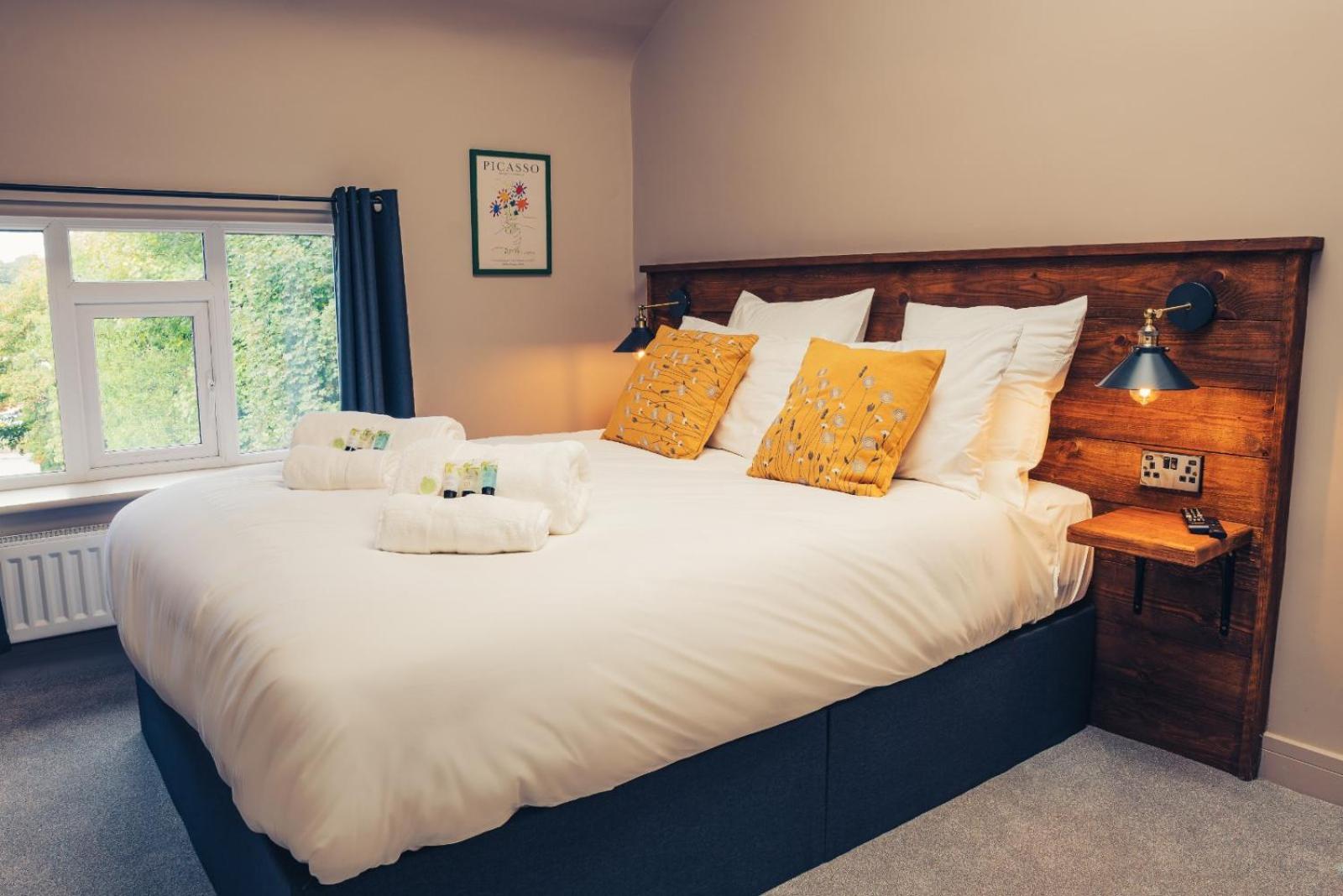 Double Room with Private Bathroom photo 1
