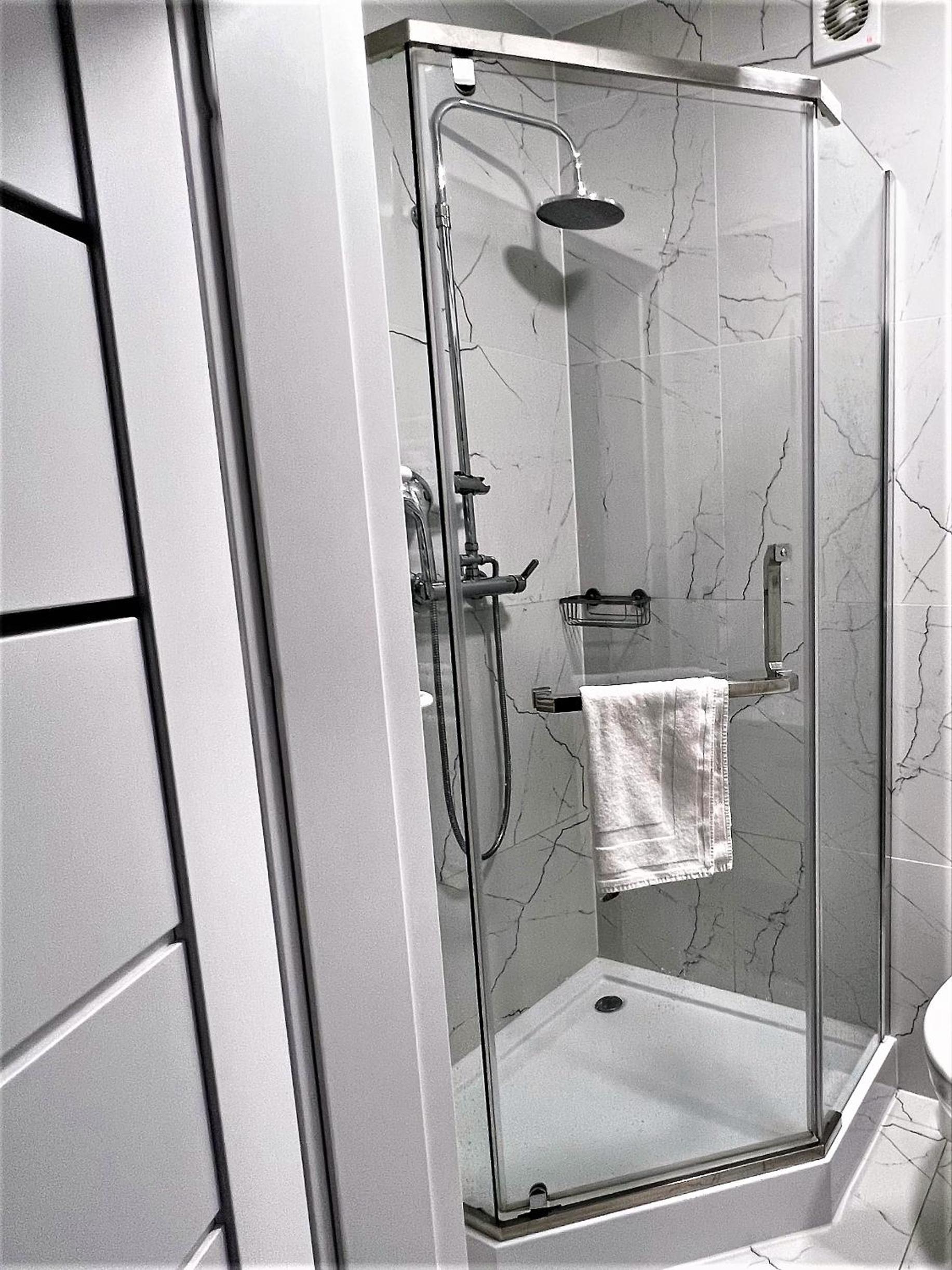 Comfort Quadruple Room - Photo 18