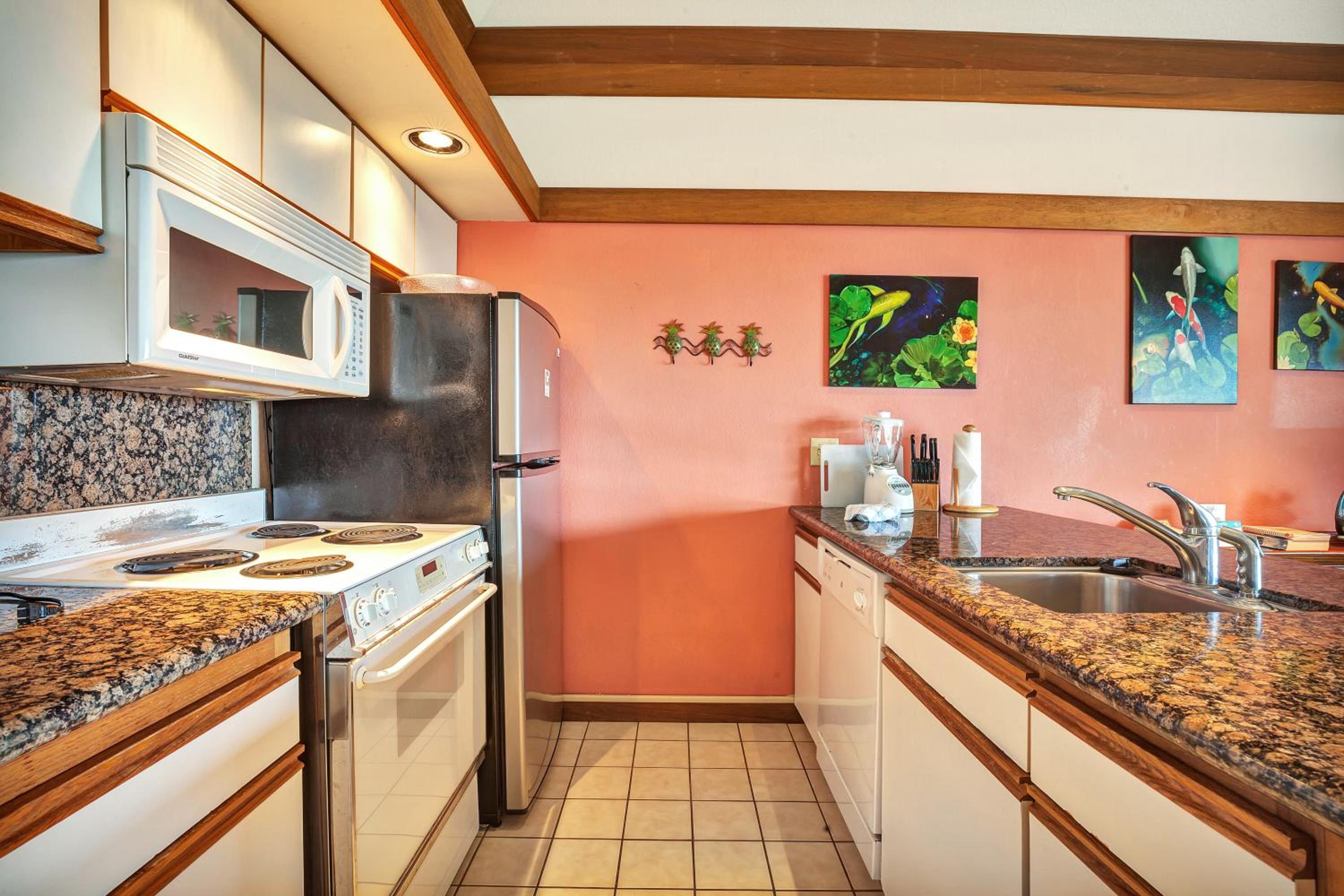 1-Bedroom Partial Ocean View Suite photo 2