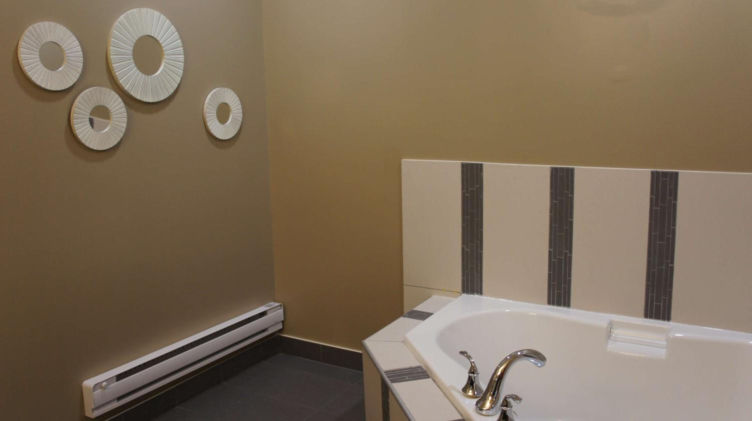 Two-Room King Suite with Sofa Bed photo 2