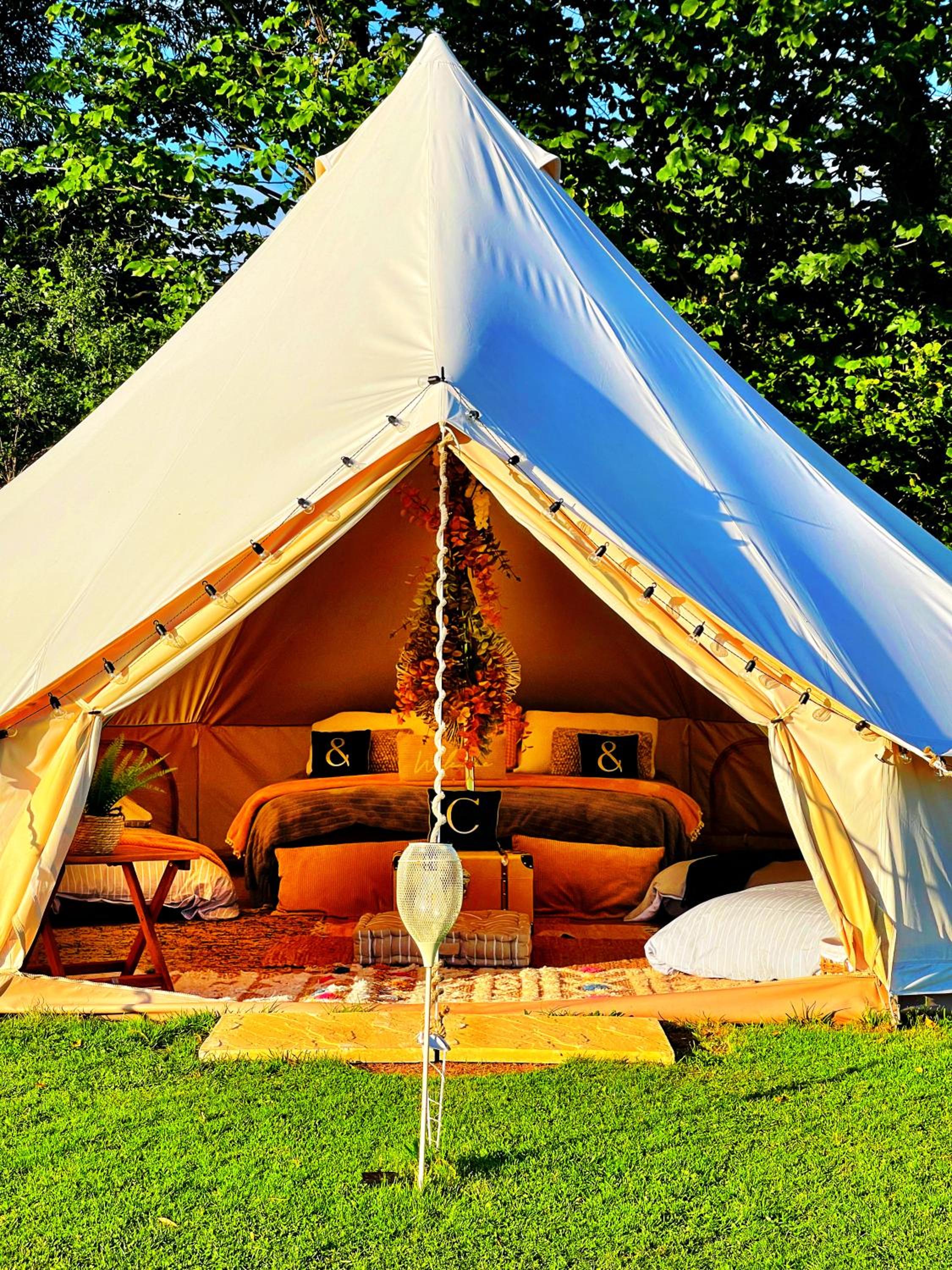 De luxe Bell Tent photo 1