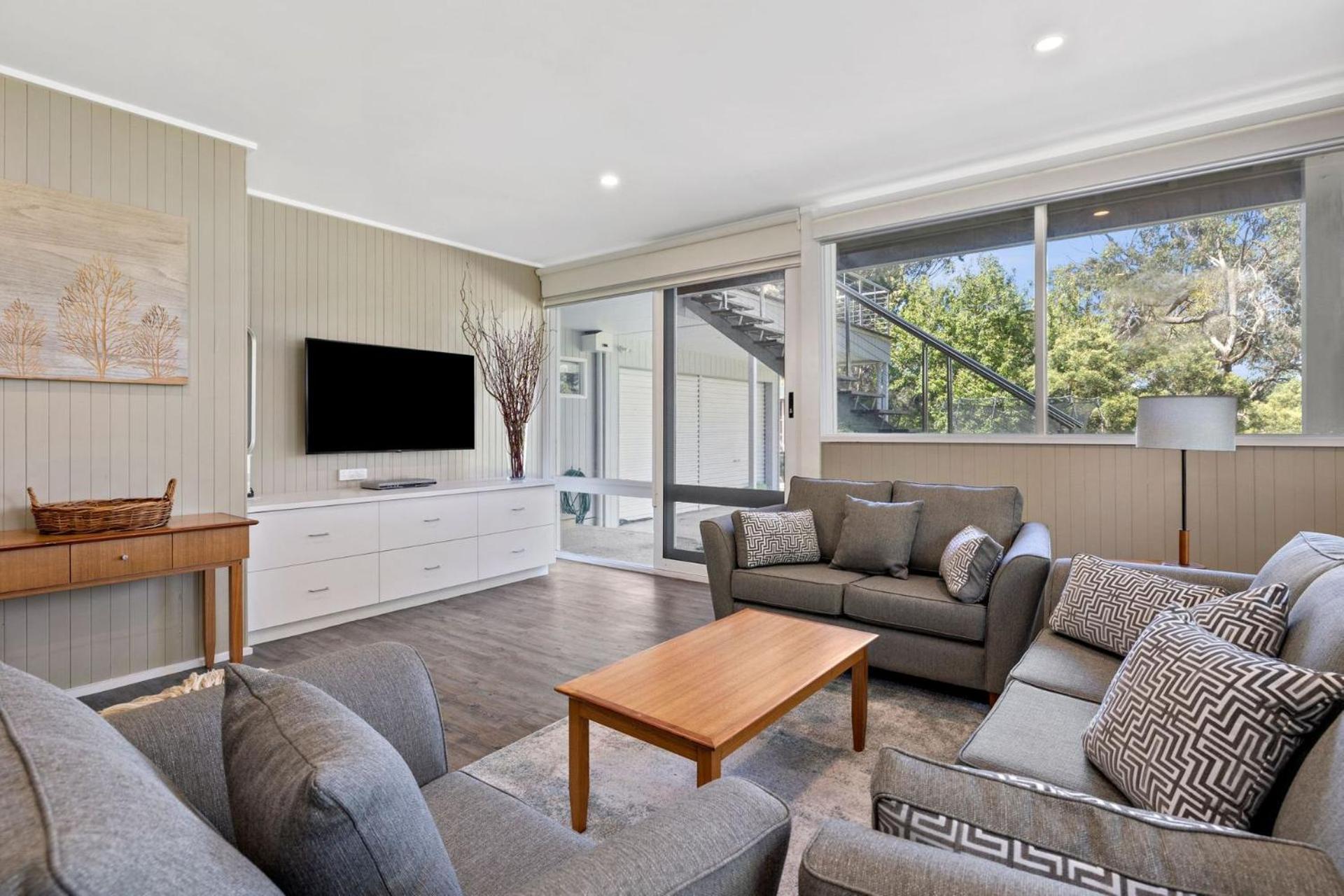 Four-Bedroom House photo 3