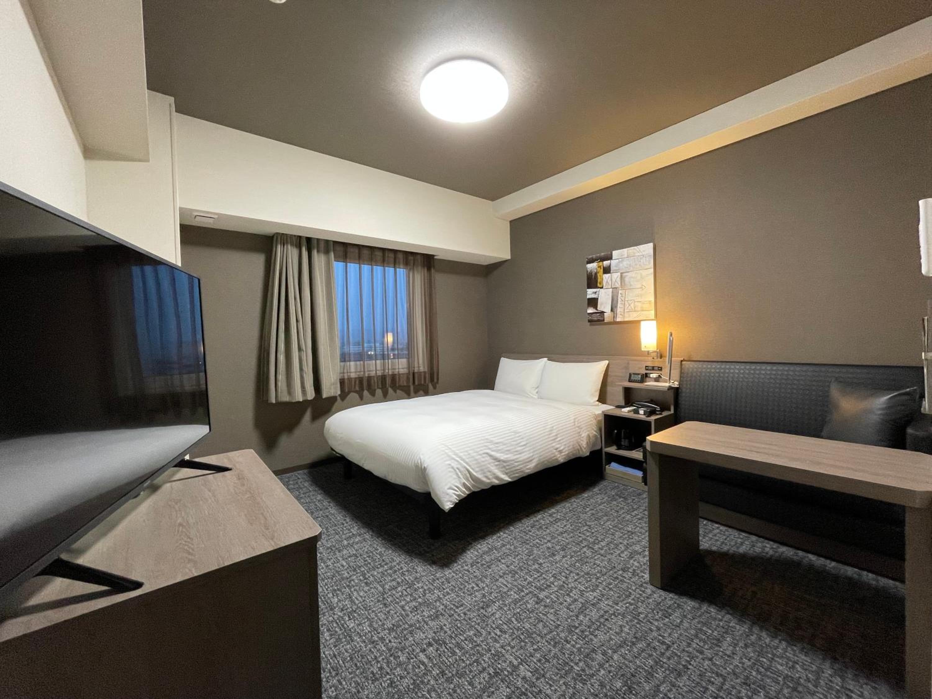 Comfort Double Room with Small Double Bed - Non-Smoking - Photo 1