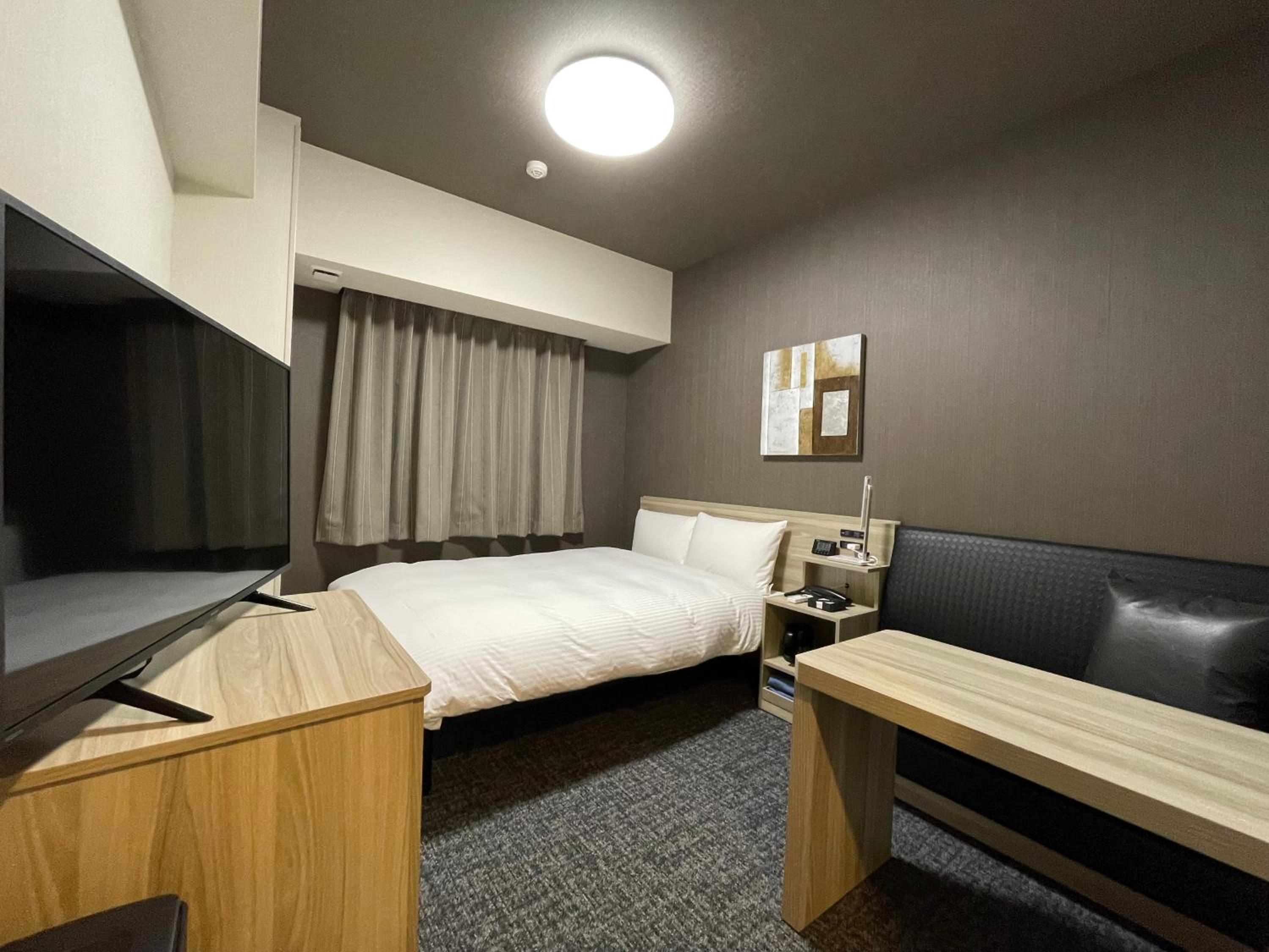 Double Room with Small Double Bed - Non-Smoking - Photo 1