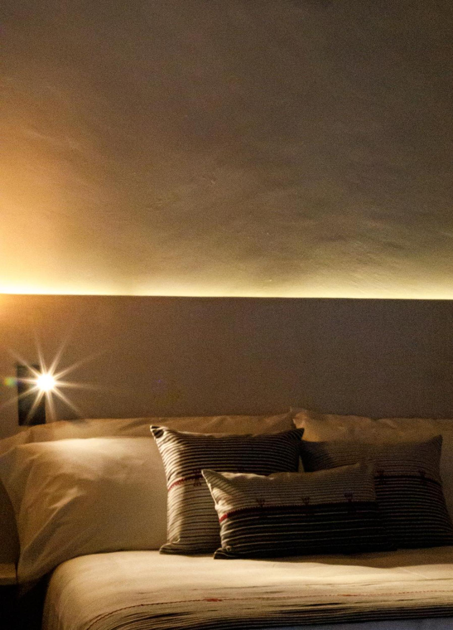 Deluxe Double Room - Photo 10