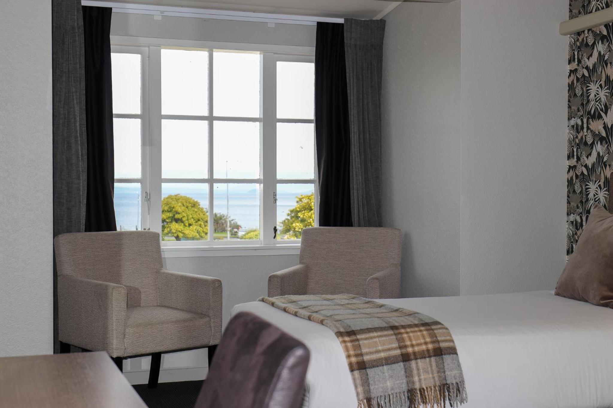 Double or Twin Room - Photo 2