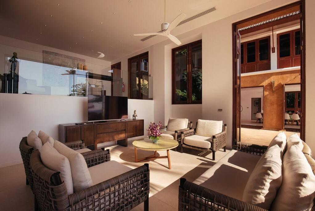 Villa photo 3