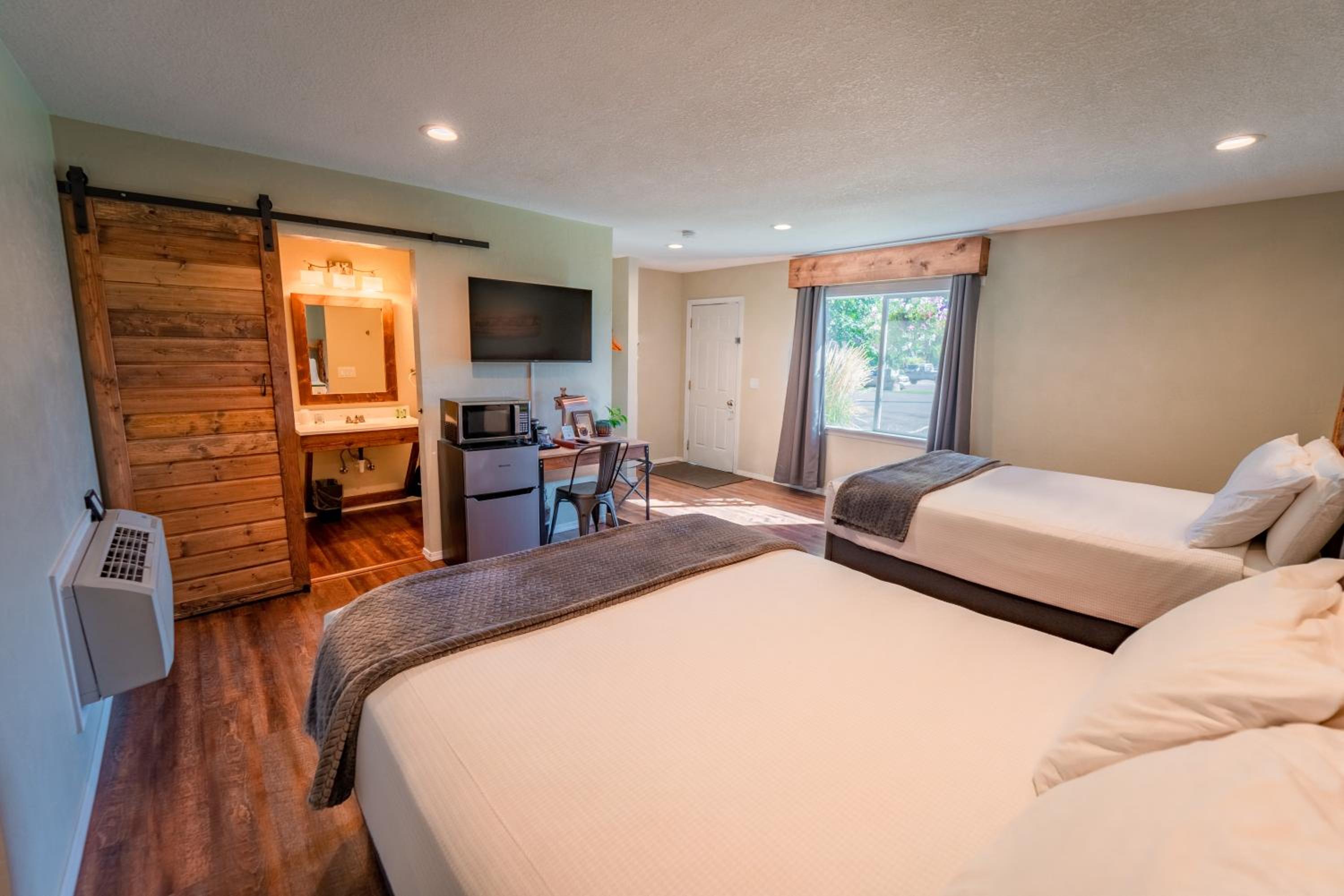 Queen Room with Two Queen Beds