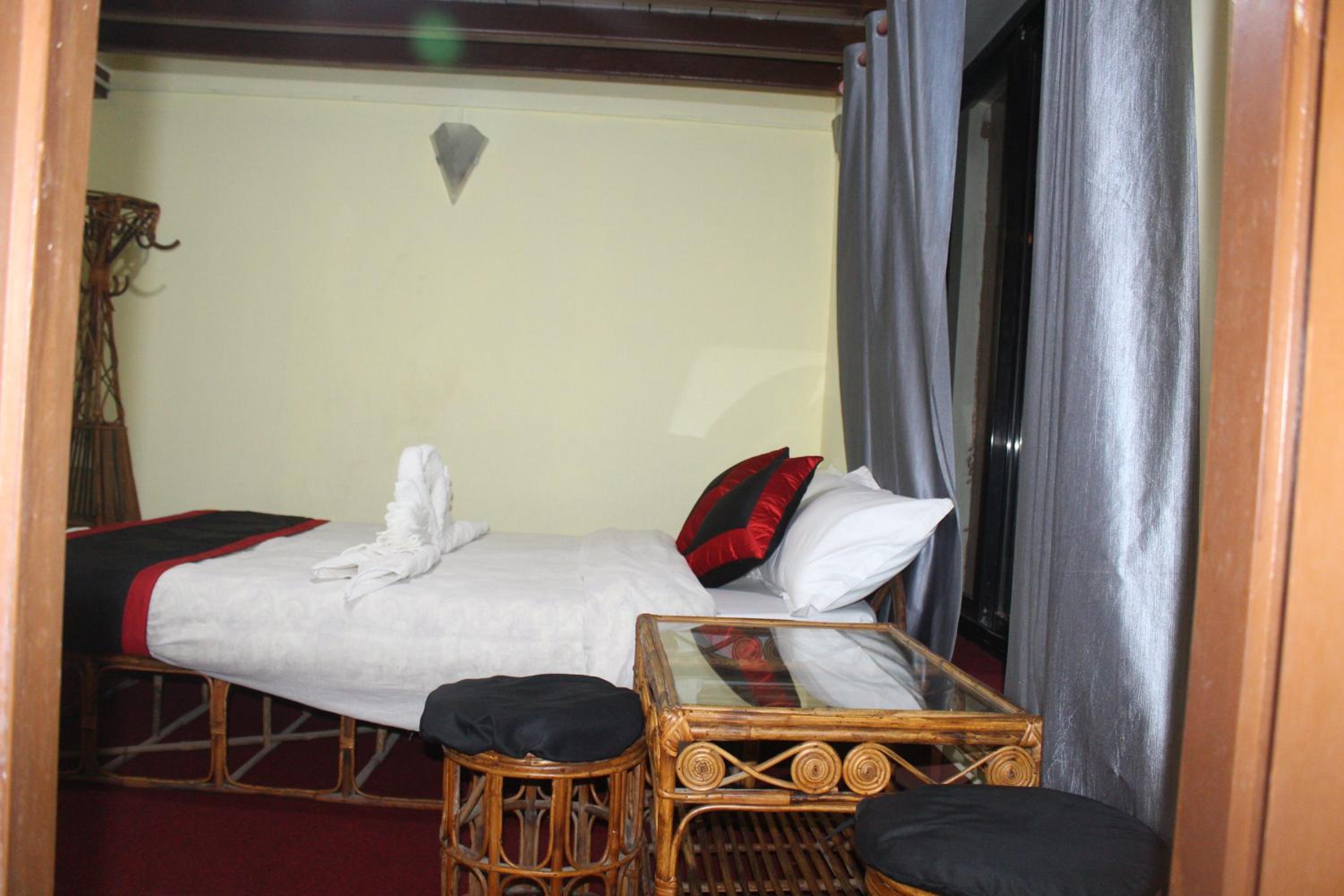 Single Room photo 3