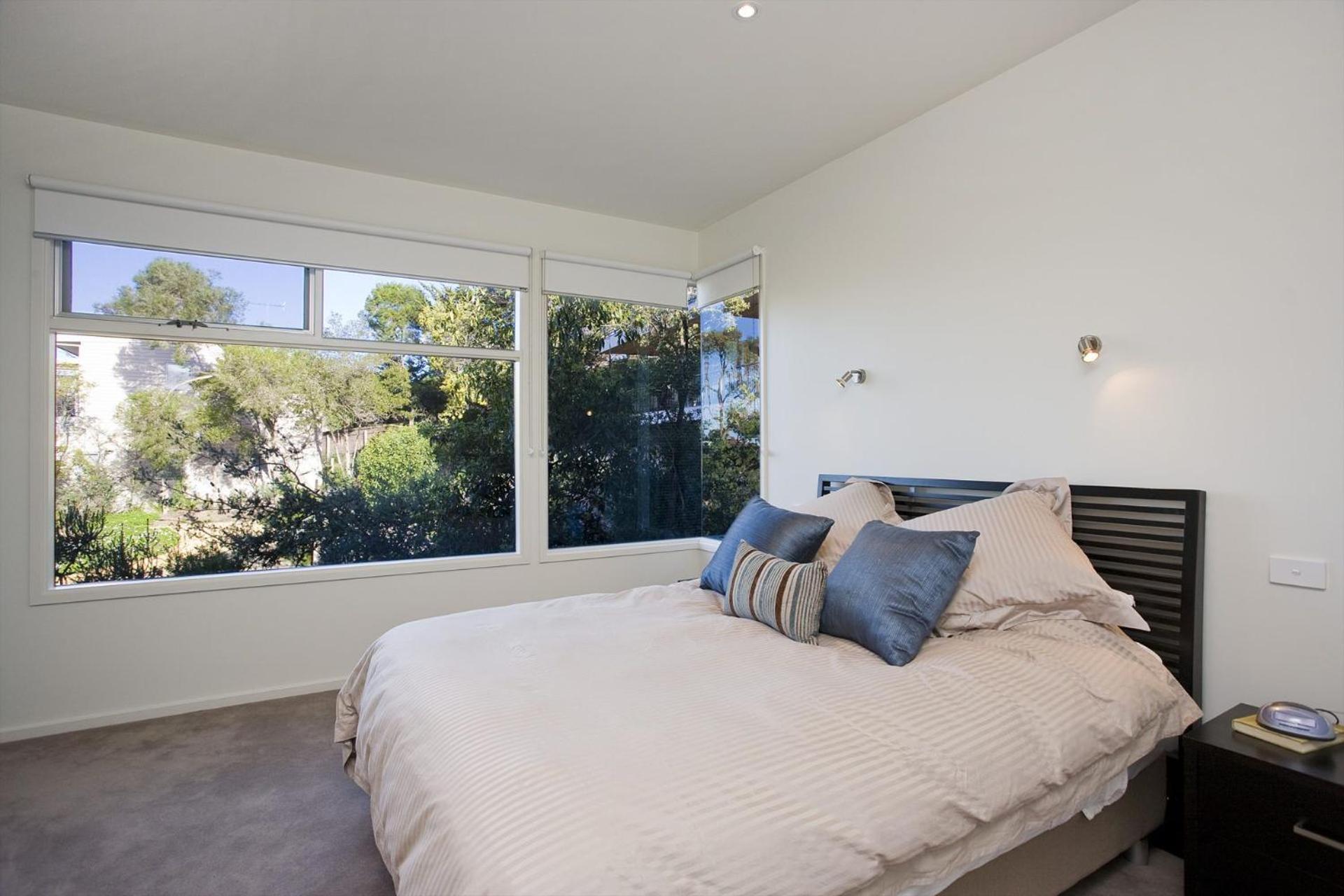 Four-Bedroom House photo 2